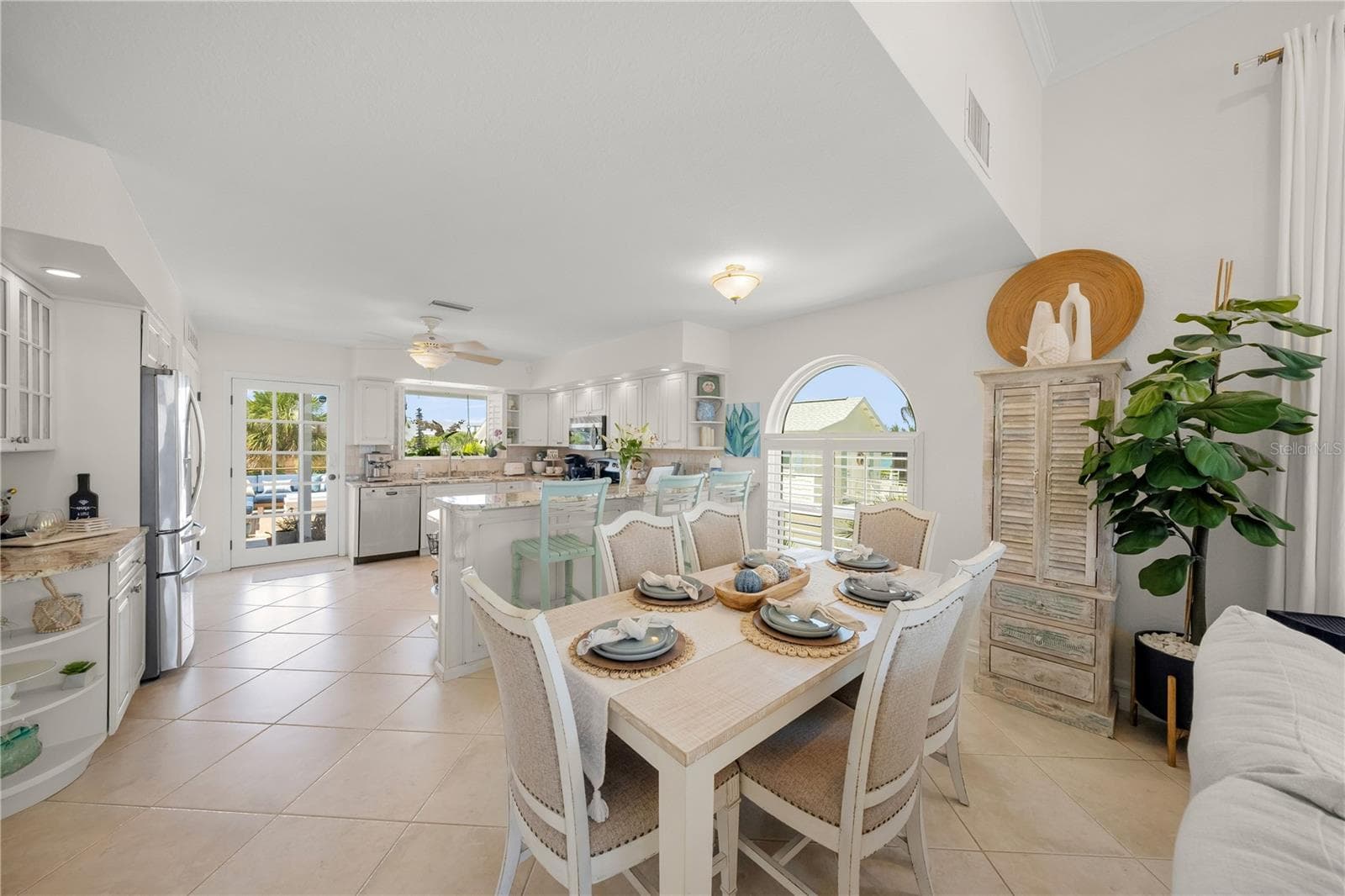 Single Family Residence at 791 BROADWAY ST, LONGBOAT KEY, photo 15 of 59