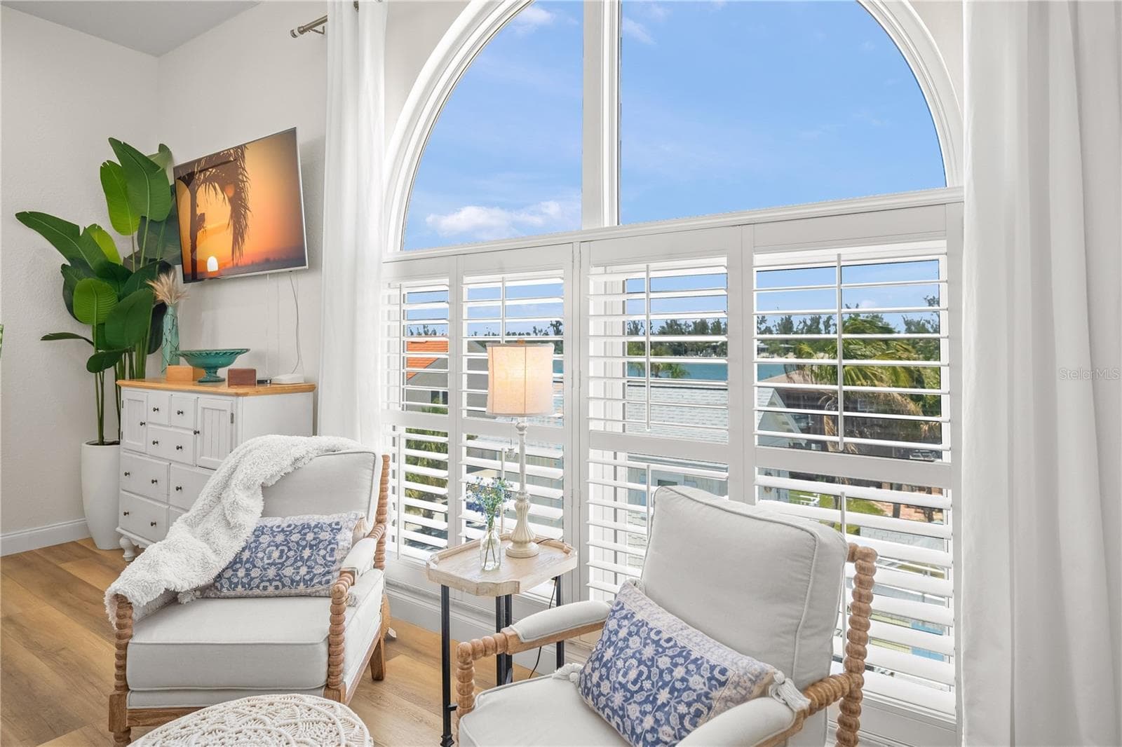 Primary bedroom on 2nd floor - 791 BROADWAY ST, LONGBOAT KEY