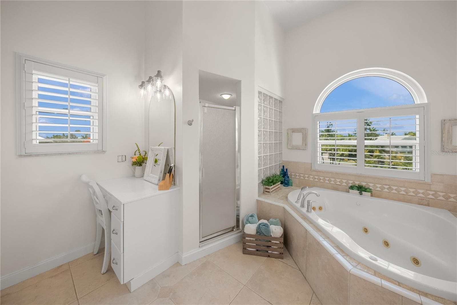 Primary bathroom - 791 BROADWAY ST, LONGBOAT KEY