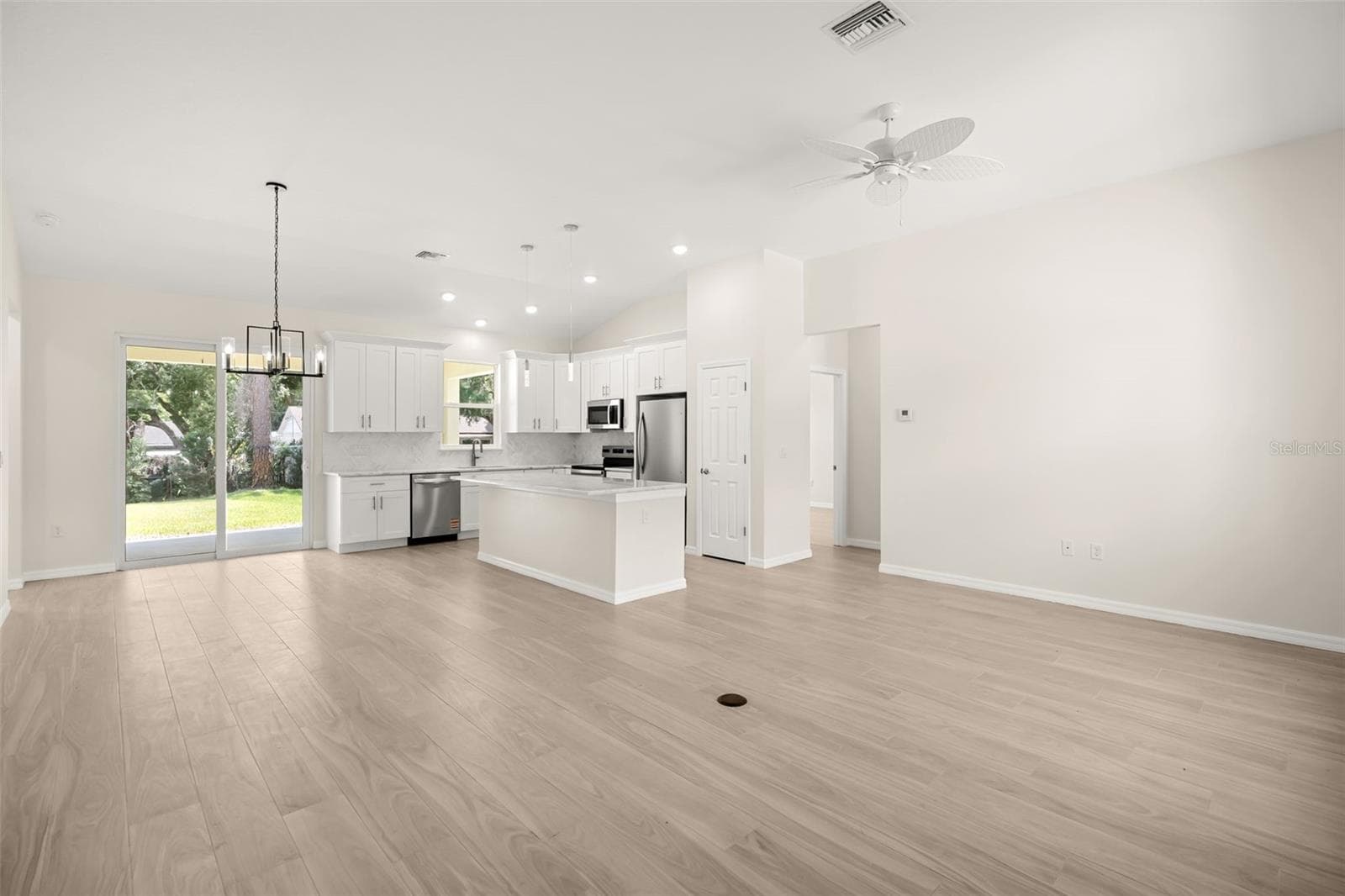 Single Family Residence at 247 DEBARY DR, DEBARY, photo 9 of 47