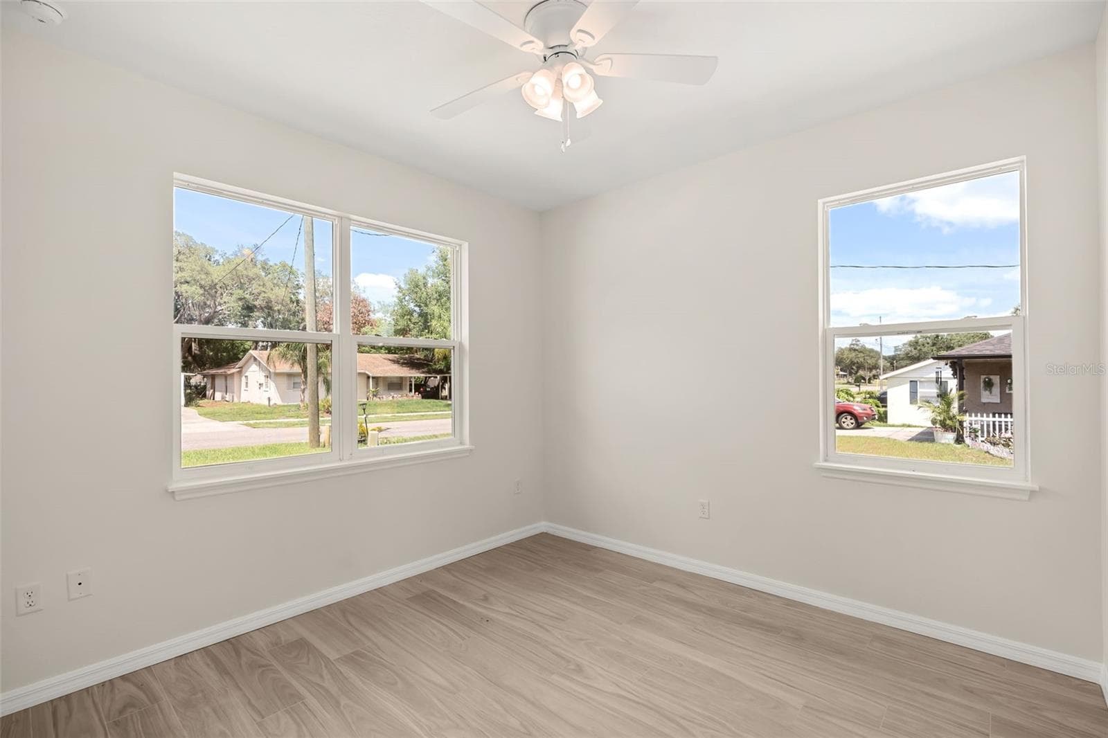 Single Family Residence at 247 DEBARY DR, DEBARY, photo 21 of 47