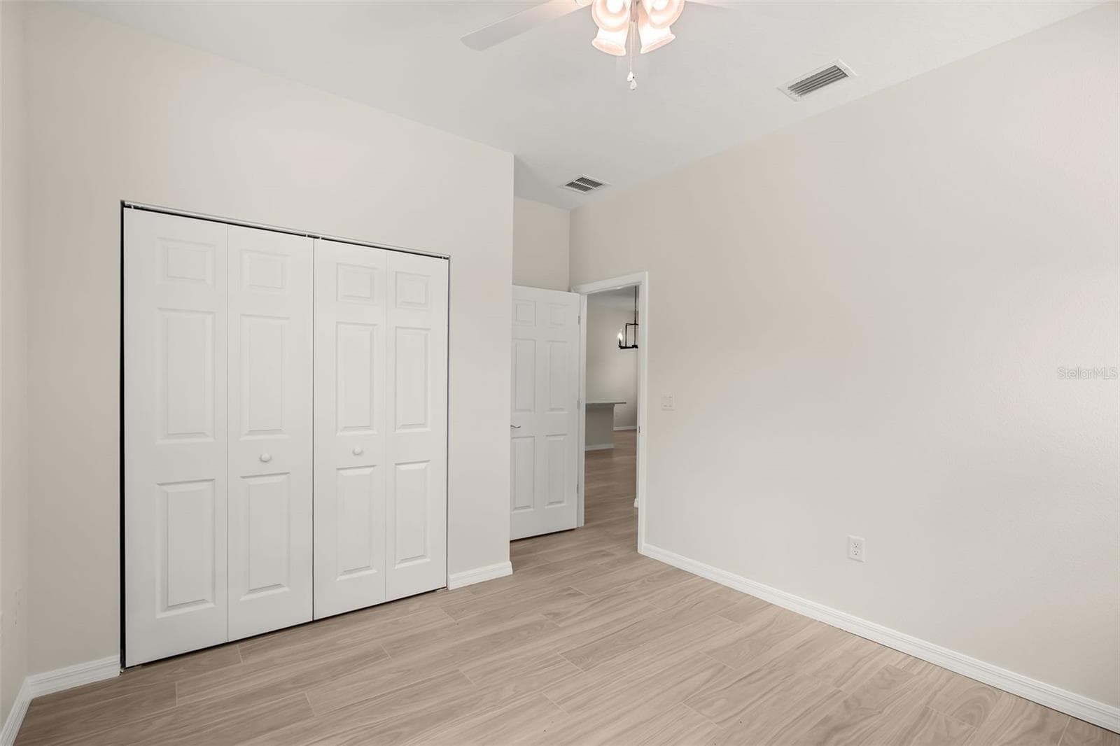 Single Family Residence at 247 DEBARY DR, DEBARY, photo 23 of 47