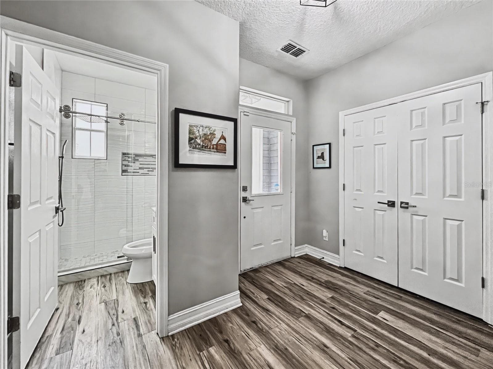 Single Family Residence at 839 LAKE EVALYN DR, CELEBRATION, photo 2 of 33