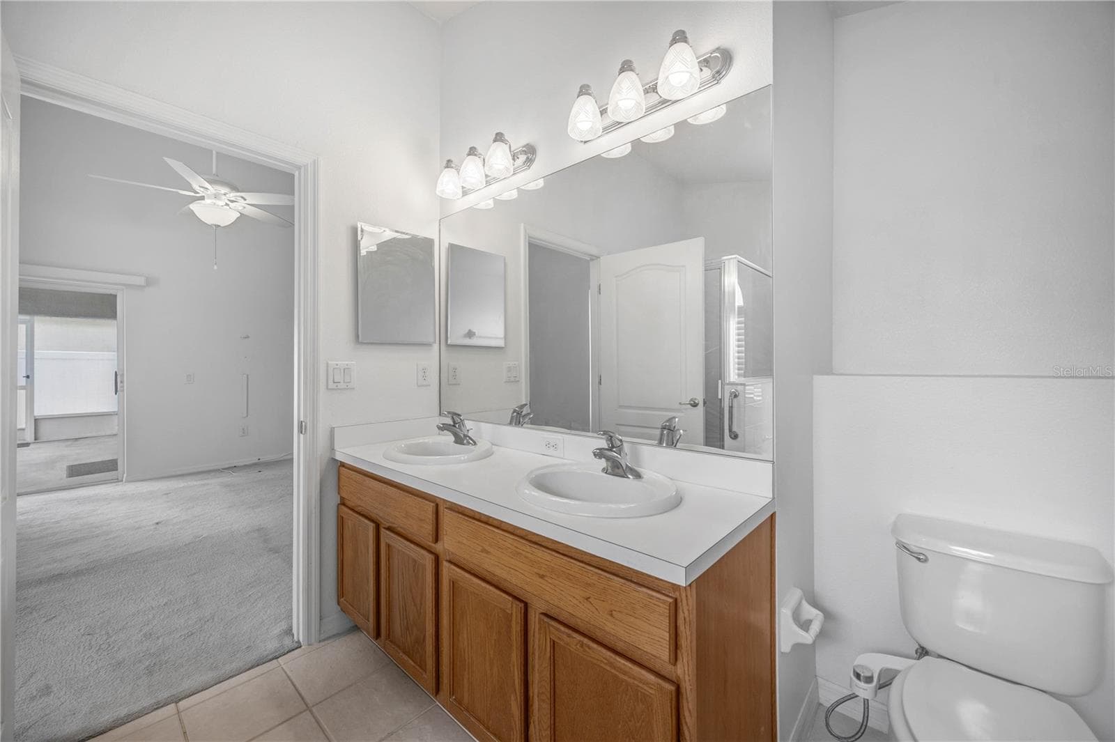 Single Family Residence at 6923 WATERBROOK CT, GIBSONTON, photo 43 of 63