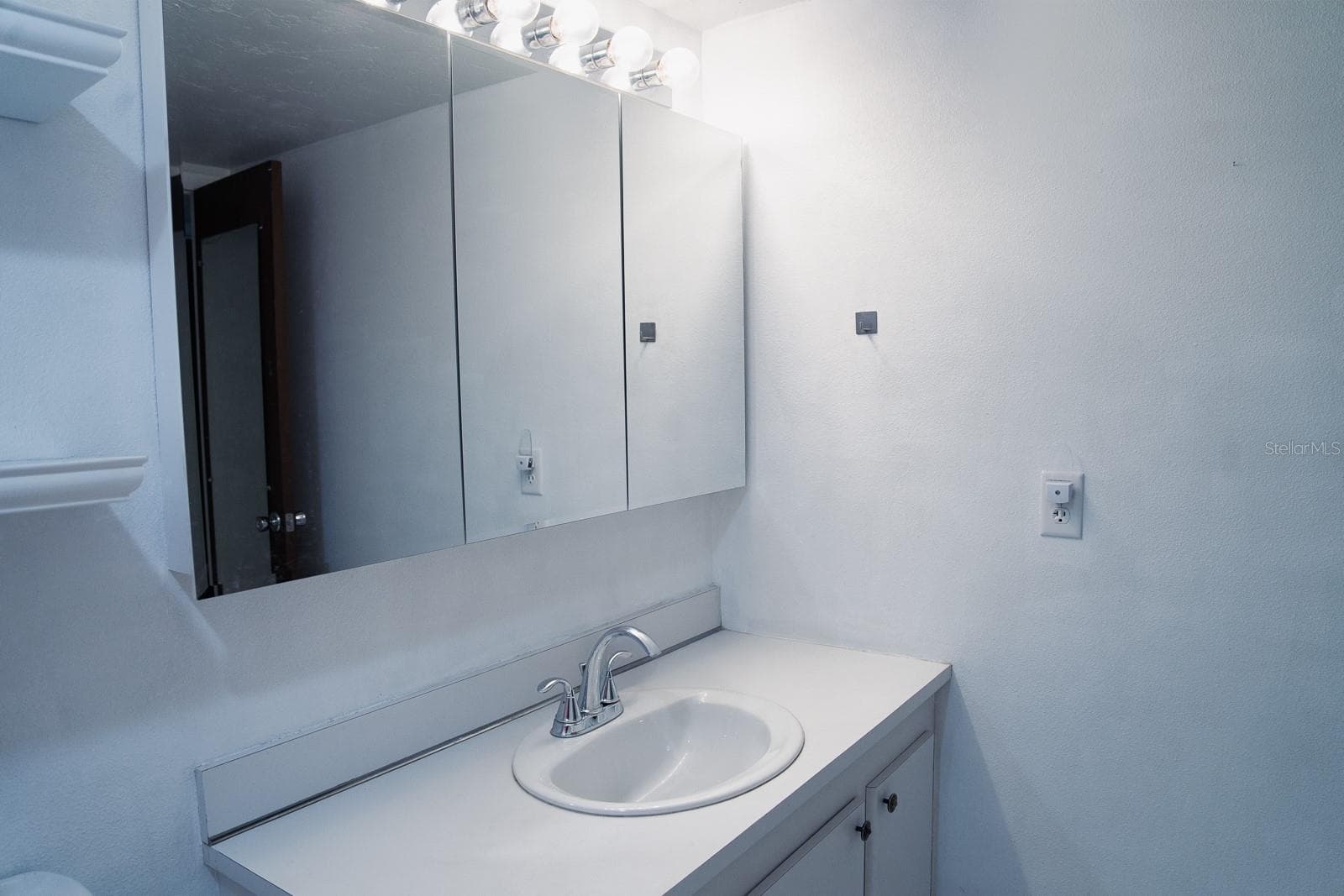 Condominium at 519 ALBEE FARM RD #110, VENICE, photo 13 of 19