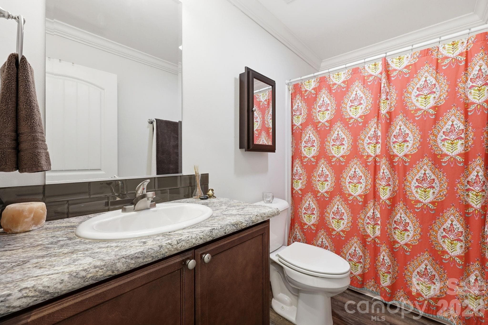 Hall Full Bathroom - 253 Brooklyn Lane, Asheville