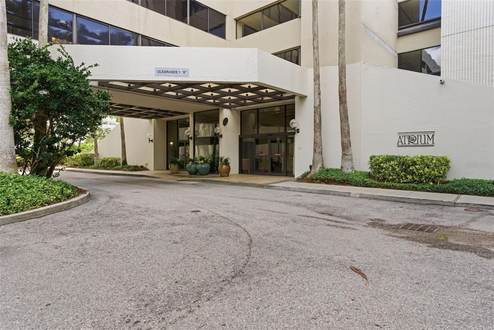 Condominium at 2413 BAYSHORE BLVD #1004, TAMPA, photo 2 of 50