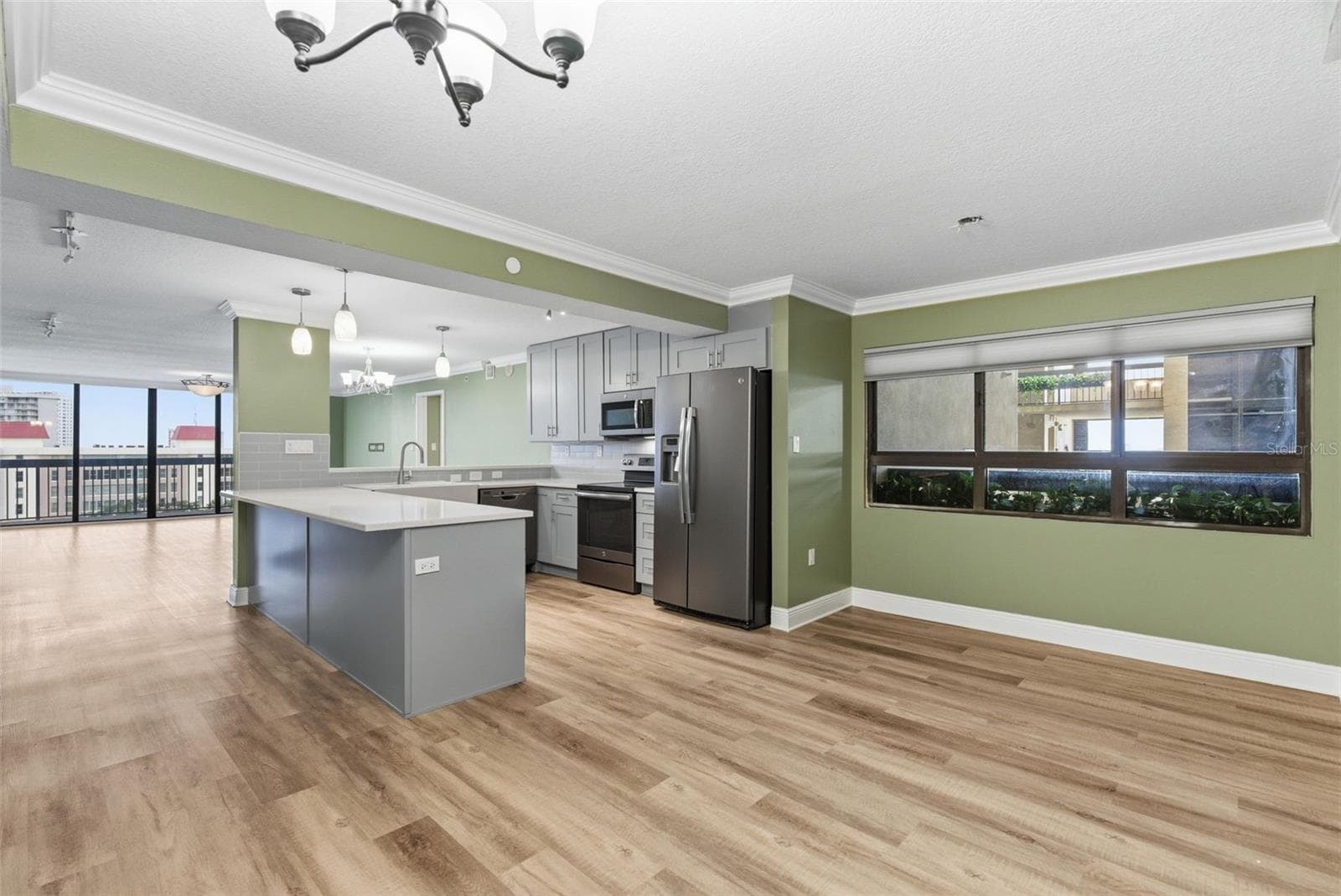 Condominium at 2413 BAYSHORE BLVD #1004, TAMPA, photo 8 of 50