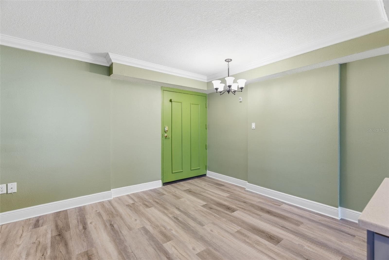 Condominium at 2413 BAYSHORE BLVD #1004, TAMPA, photo 9 of 50