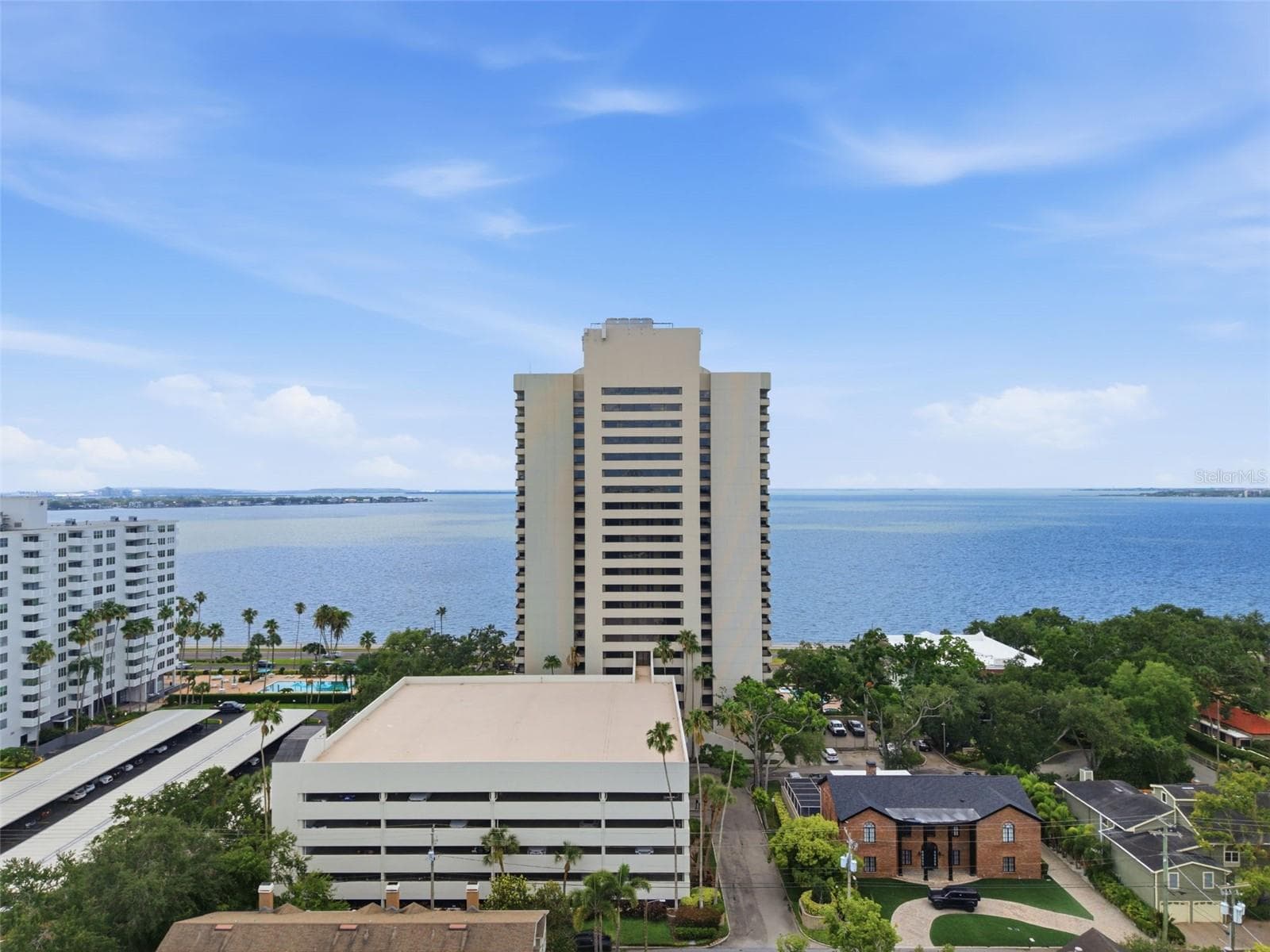 Secured Garage - 2413 BAYSHORE BLVD #1004, TAMPA