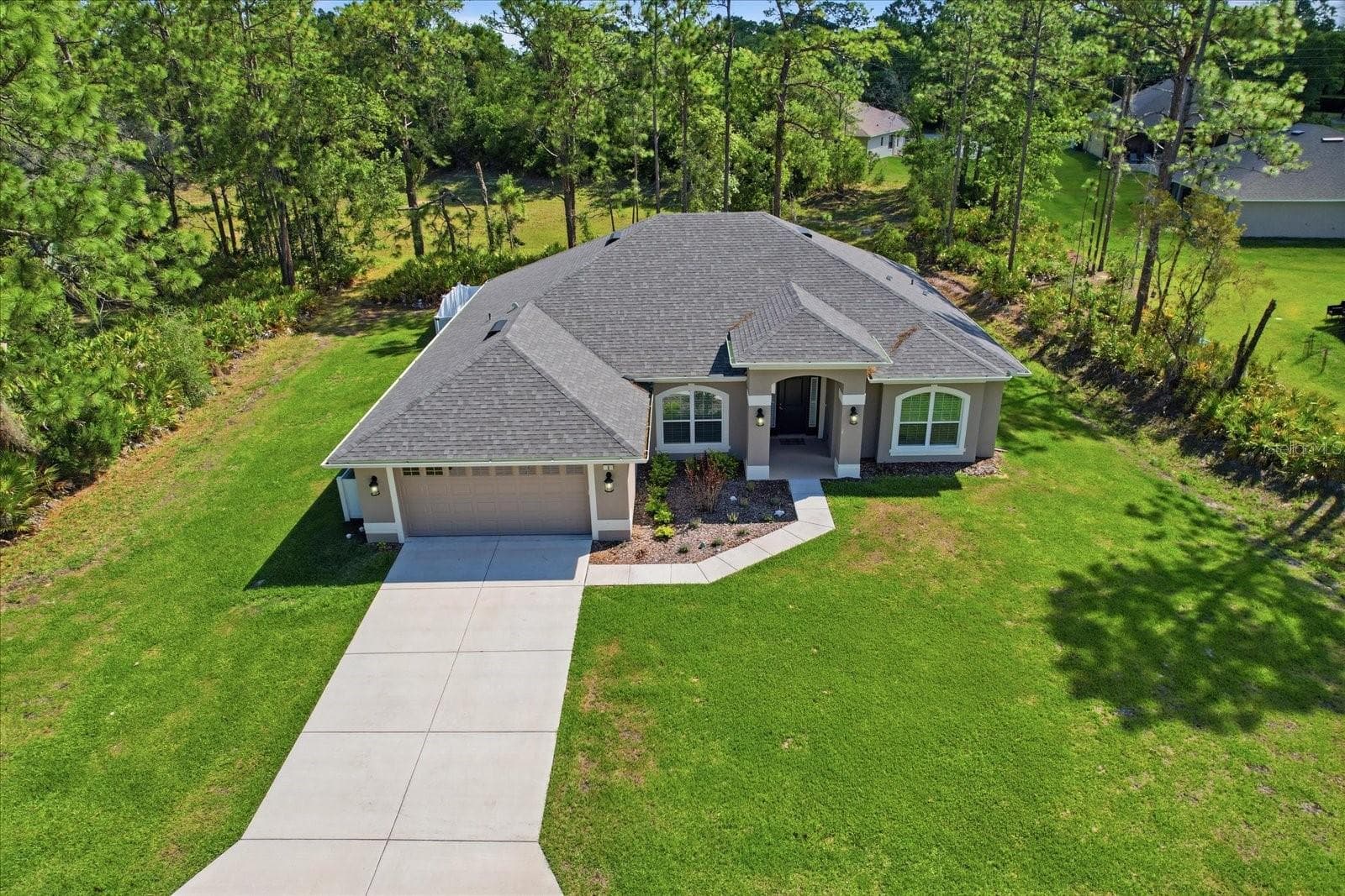 Single Family Residence at 3 STOKESIA CT, HOMOSASSA, photo 3 of 41