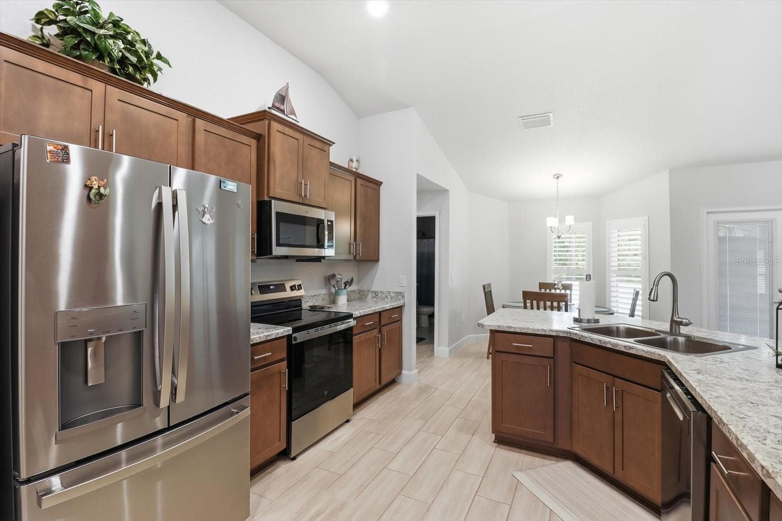 Single Family Residence at 3 STOKESIA CT, HOMOSASSA, photo 4 of 41