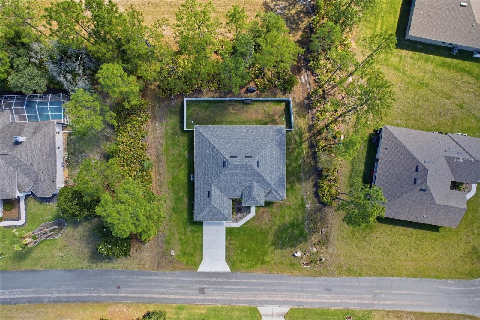 Single Family Residence at 3 STOKESIA CT, HOMOSASSA, photo 38 of 41