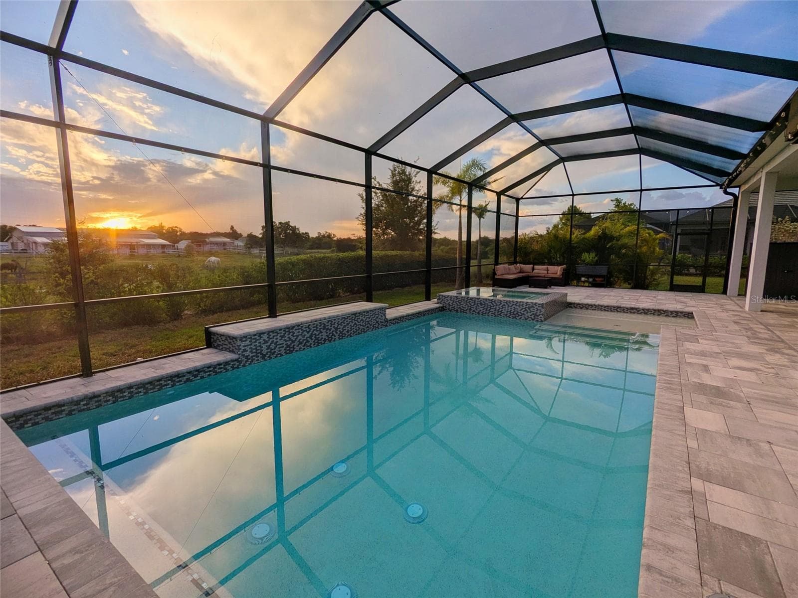 Resort Style Pool and Screened Lanai - 4645 ANTRIM DR, SARASOTA