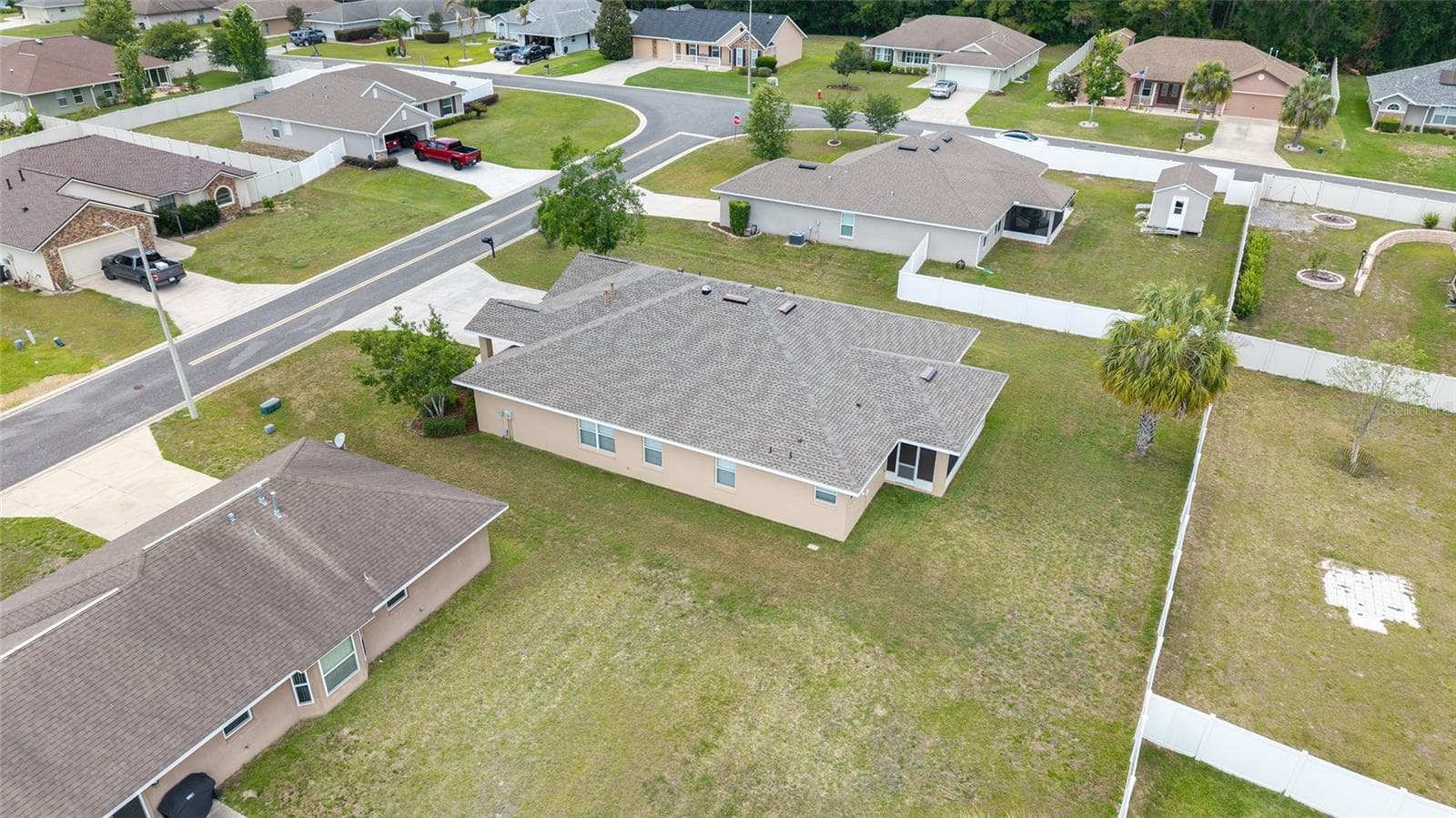 and fall in love - 915 SE 69TH AVE, OCALA