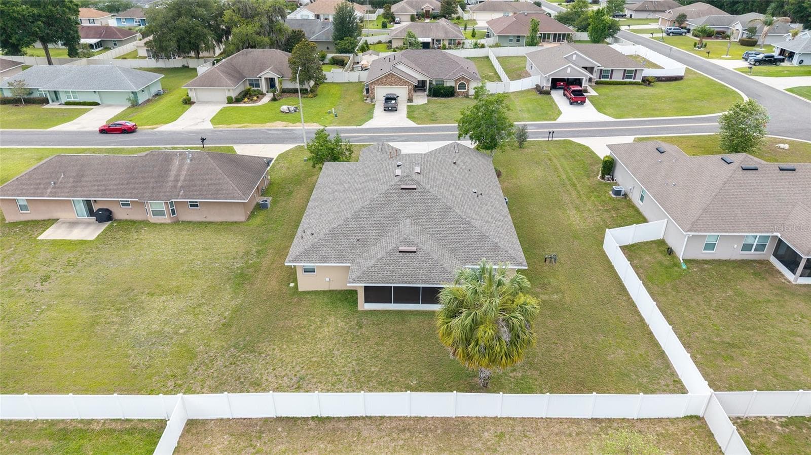 well kept - 915 SE 69TH AVE, OCALA