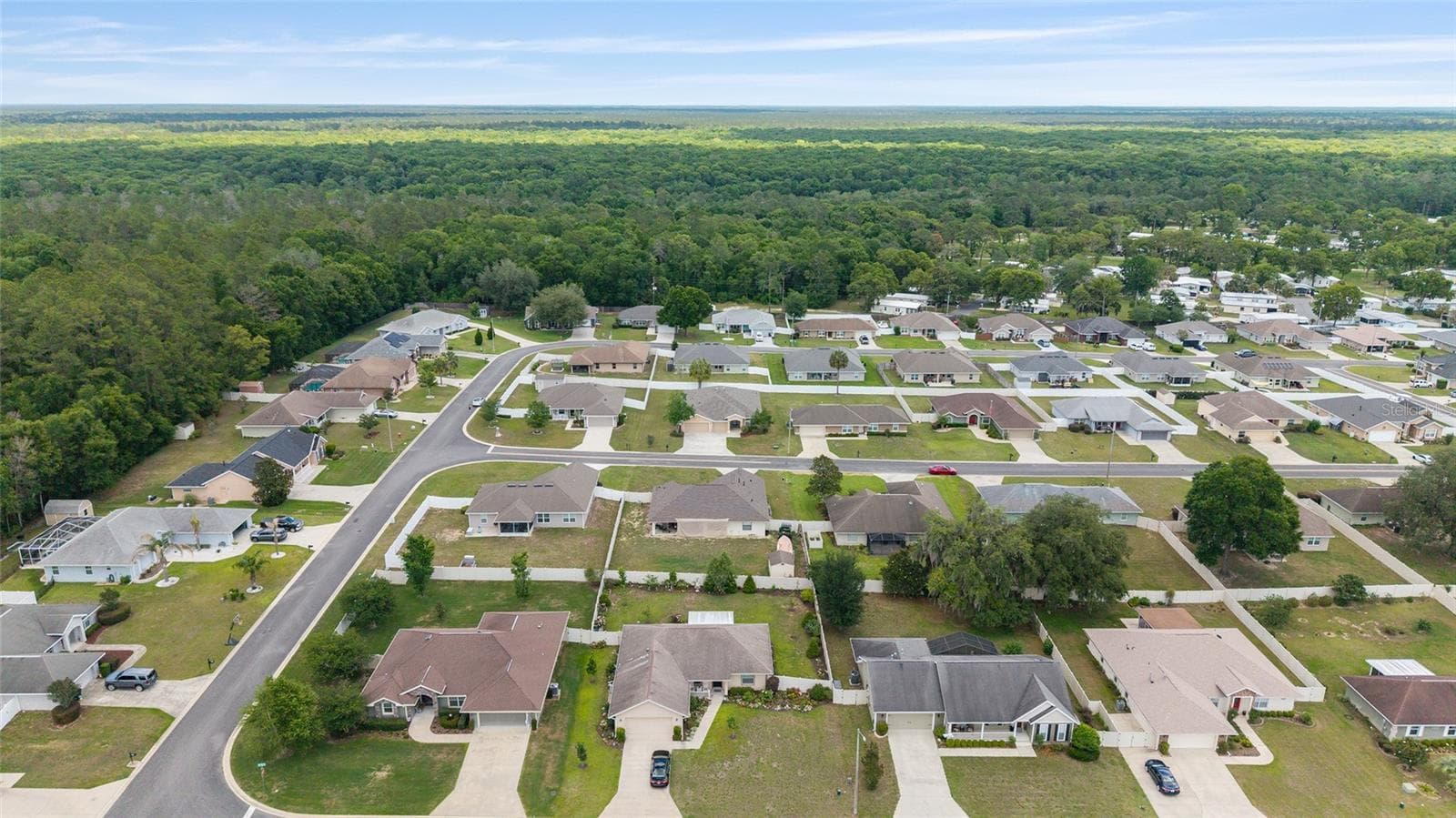 with distance from the main road - 915 SE 69TH AVE, OCALA