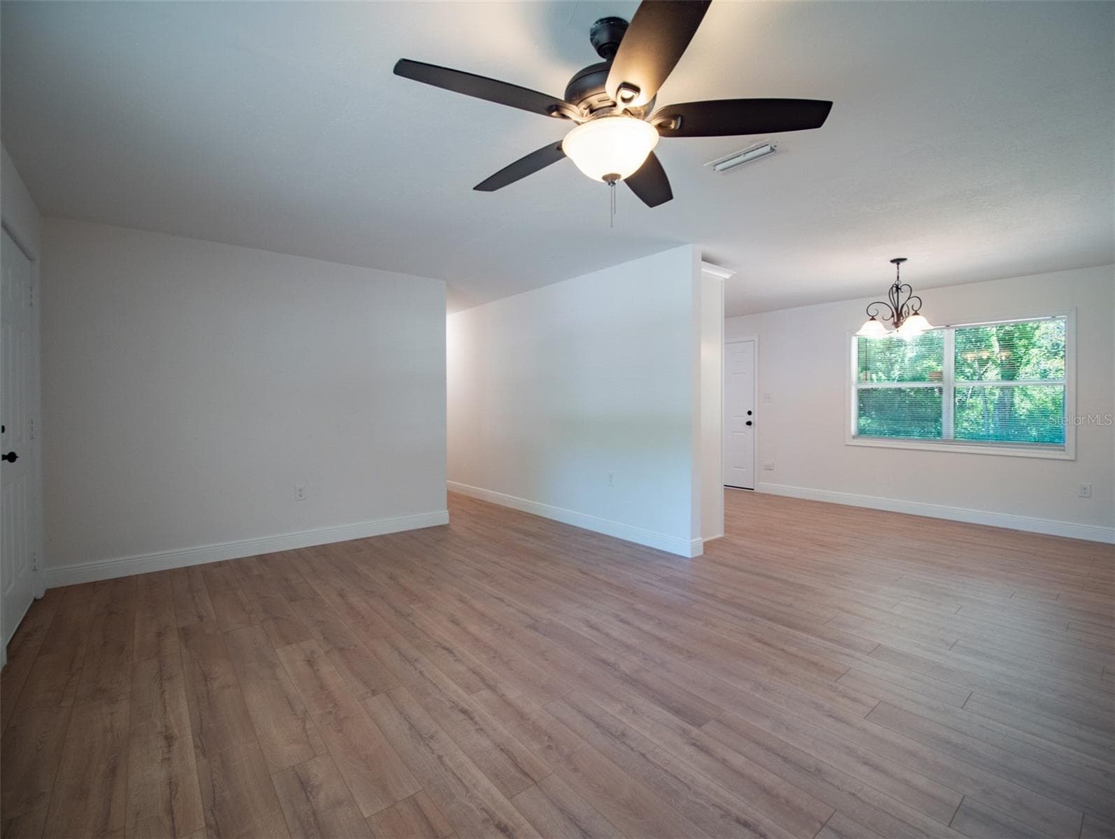 Single Family Residence at 1408 6TH ST NW, LIVE OAK, photo 3 of 24