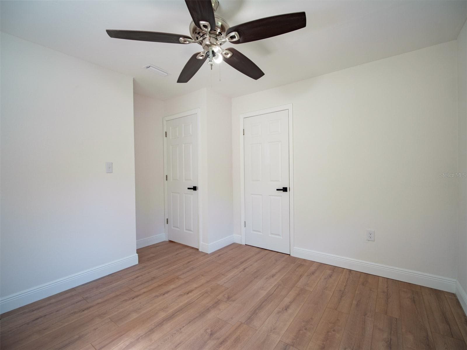 Single Family Residence at 1408 6TH ST NW, LIVE OAK, photo 9 of 24