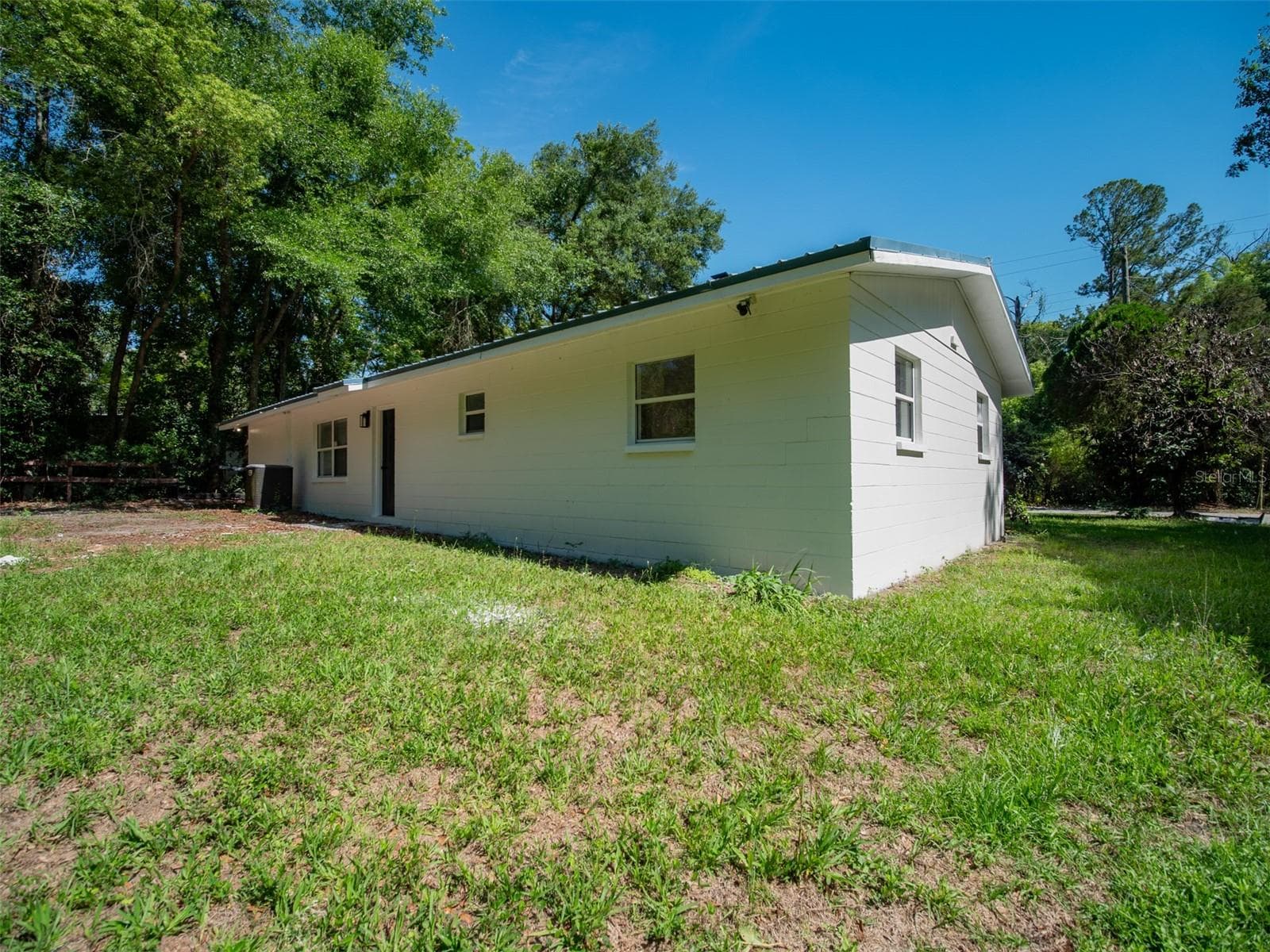 Single Family Residence at 1408 6TH ST NW, LIVE OAK, photo 22 of 24