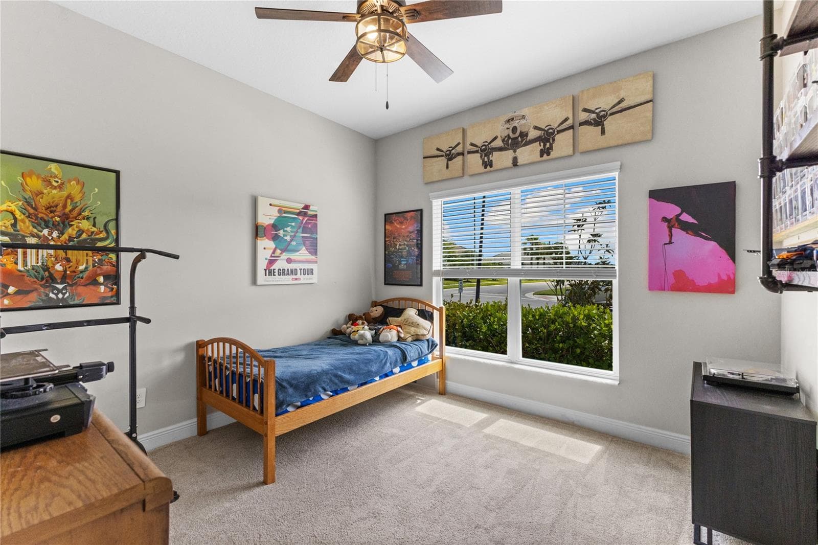 Bright Secondary Bedroom - 4645 ANTRIM DR, SARASOTA