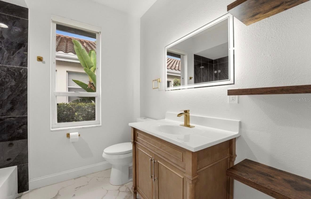 Single Family Residence at 507 CHEVAL DR, VENICE, photo 16 of 24