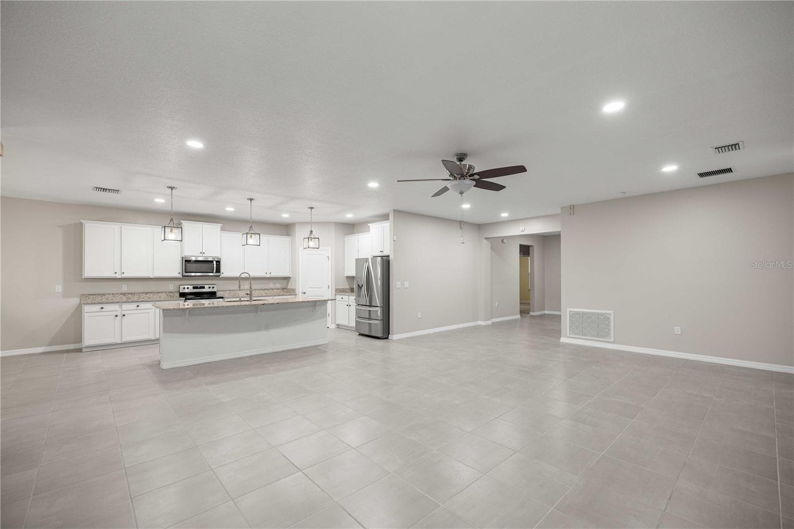 Single Family Residence at 1927 NE 50TH CT, OCALA, photo 9 of 44