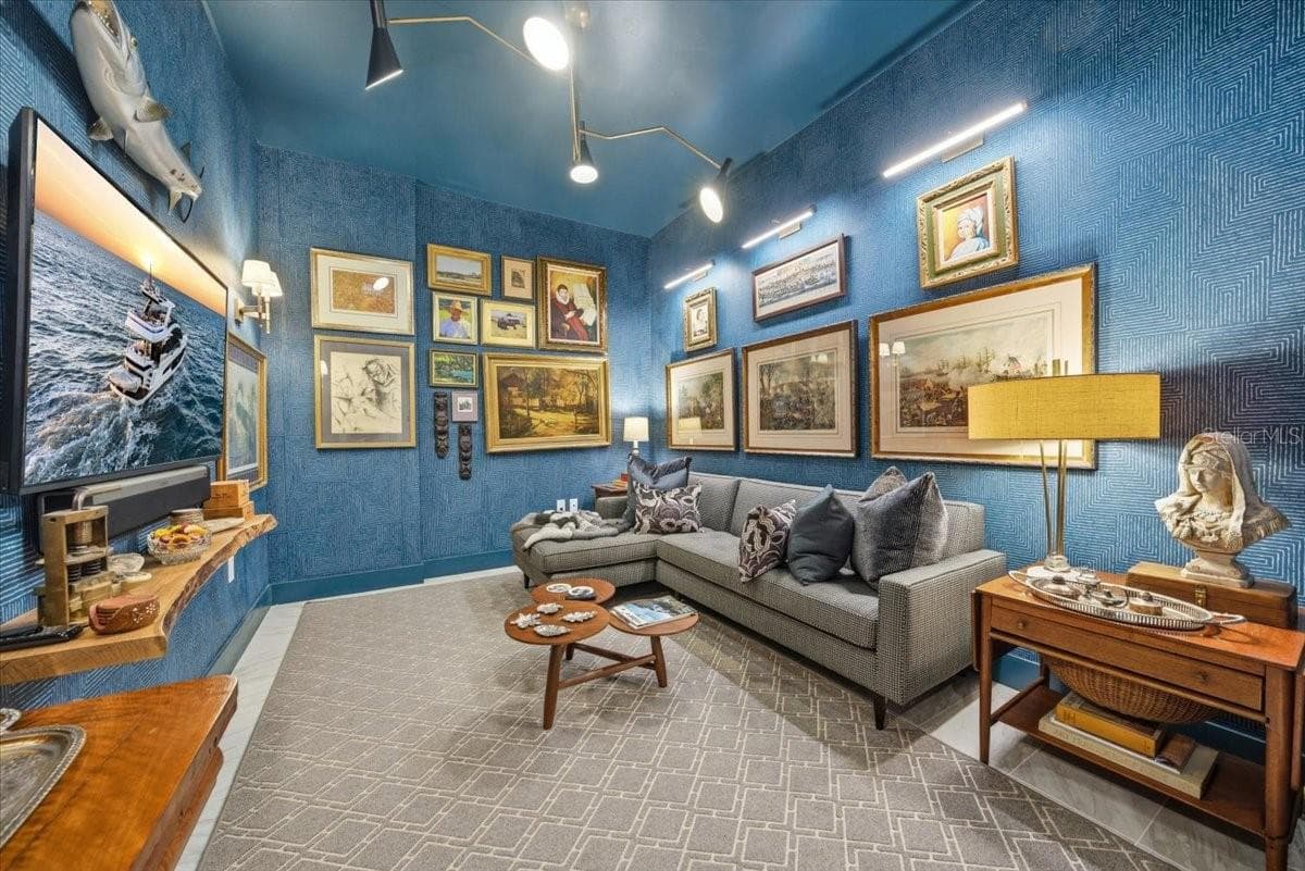 Condominium at 777 3RD AVE N #1606, ST PETERSBURG, photo 12 of 50