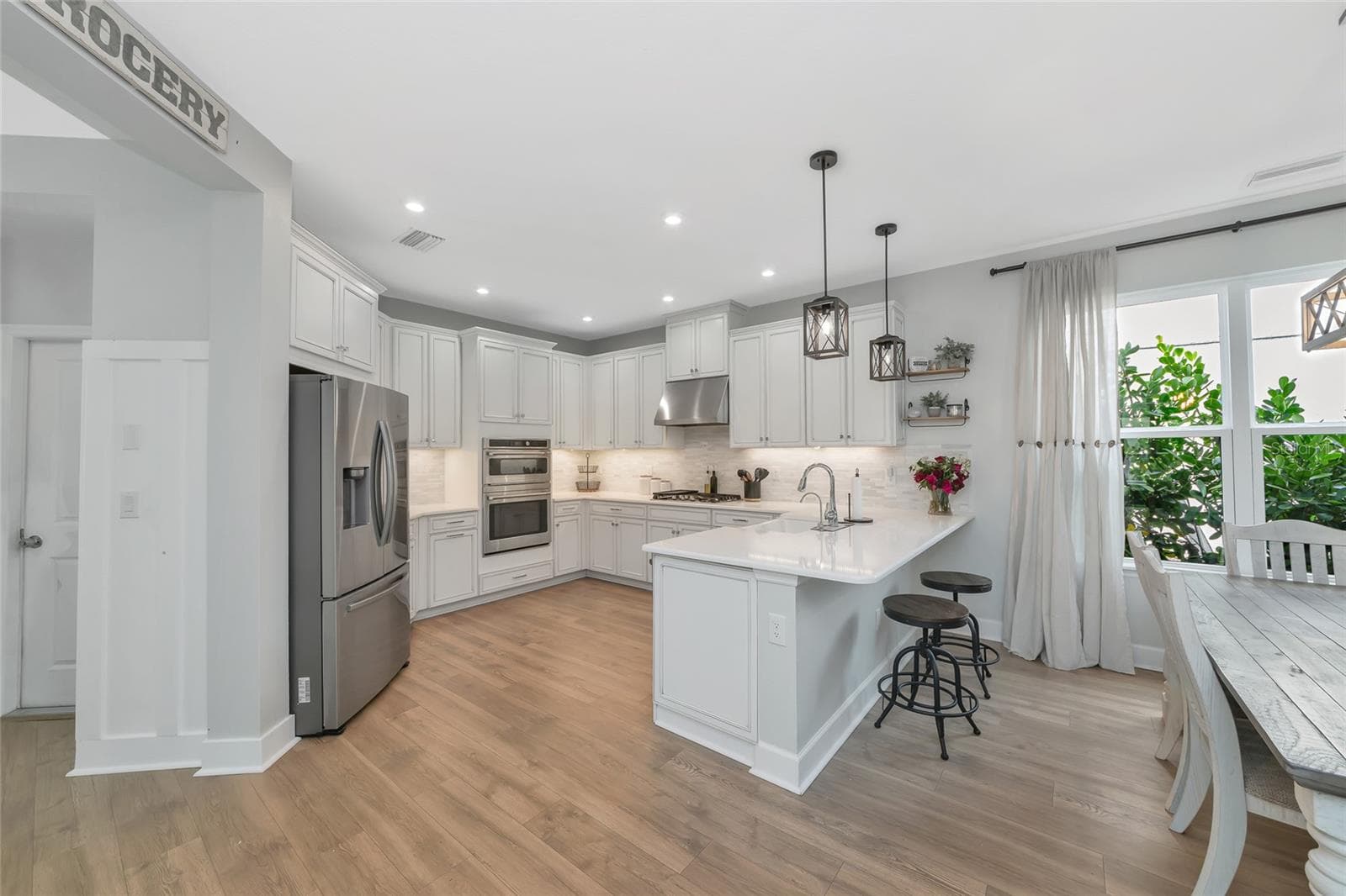 Single Family Residence at 8366 VELDA TRL, SARASOTA, photo 9 of 100