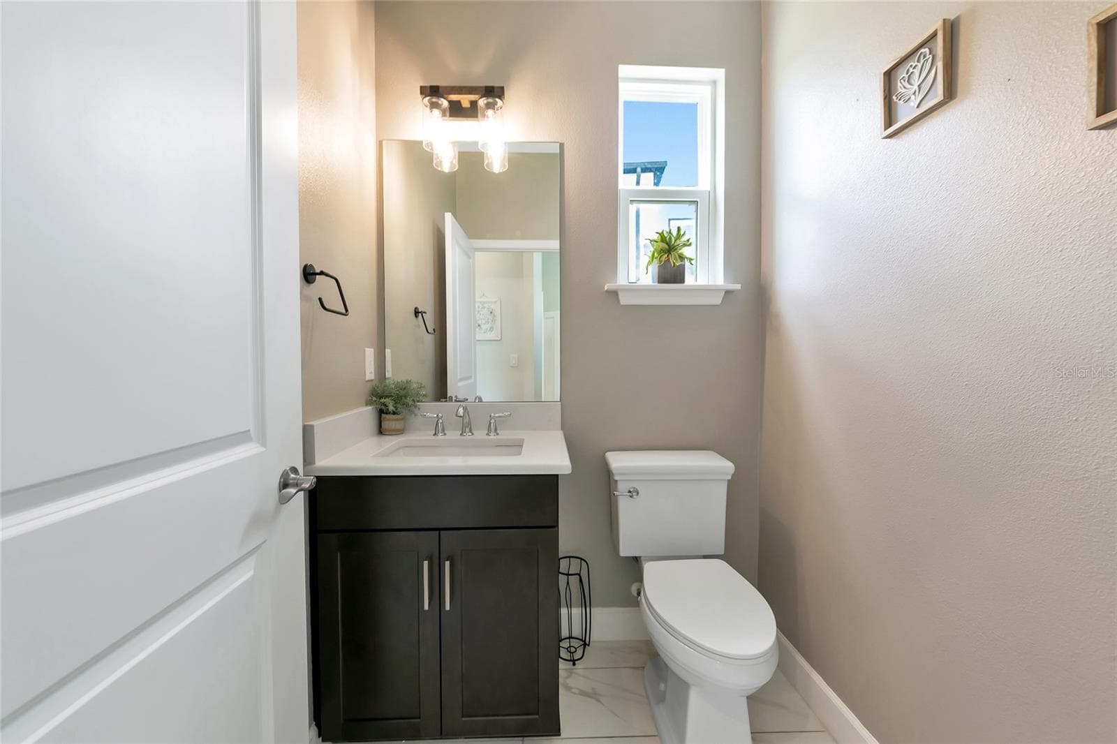 Single Family Residence at 8366 VELDA TRL, SARASOTA, photo 21 of 100