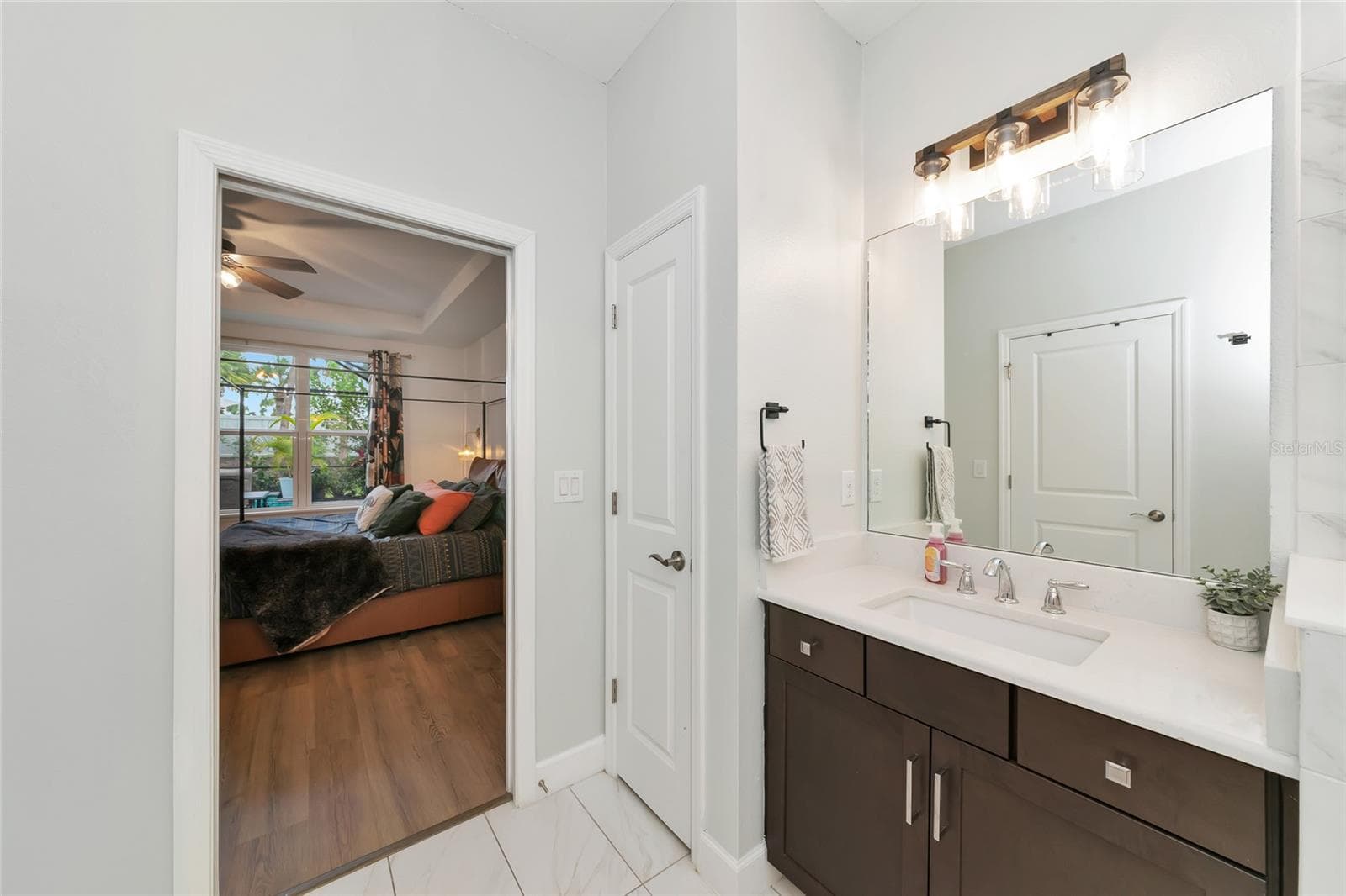 Single Family Residence at 8366 VELDA TRL, SARASOTA, photo 26 of 100