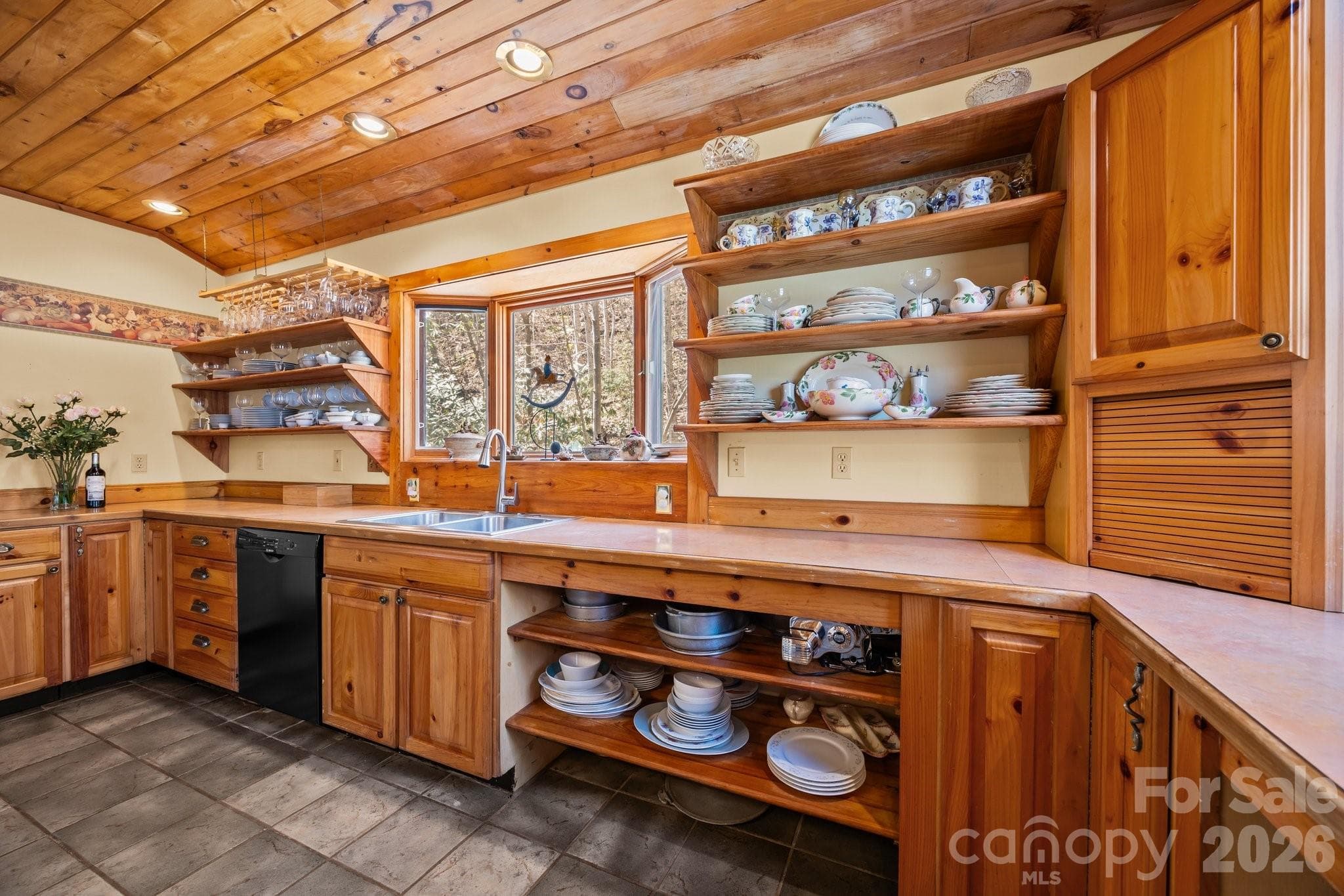 Single Family Residence at 63 Chestnut Forest Road, Fairview, photo 12 of 47