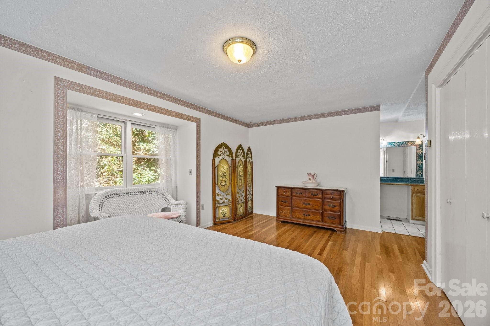 Single Family Residence at 63 Chestnut Forest Road, Fairview, photo 16 of 47