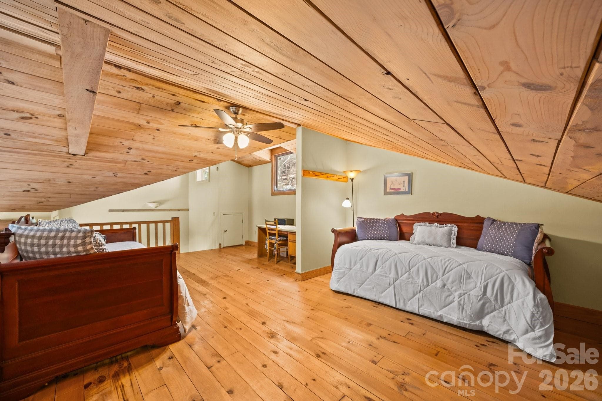 Single Family Residence at 63 Chestnut Forest Road, Fairview, photo 23 of 47