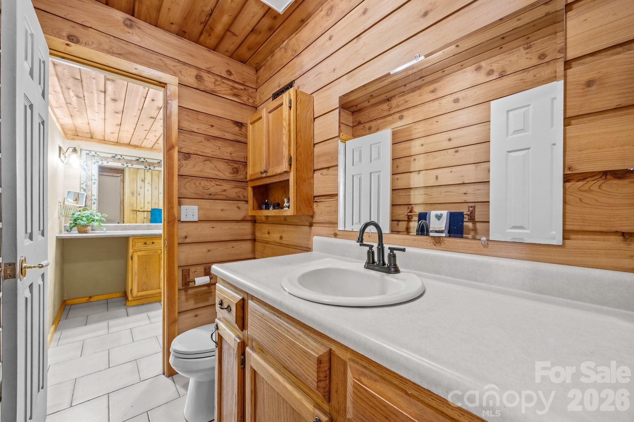 Single Family Residence at 63 Chestnut Forest Road, Fairview, photo 29 of 47