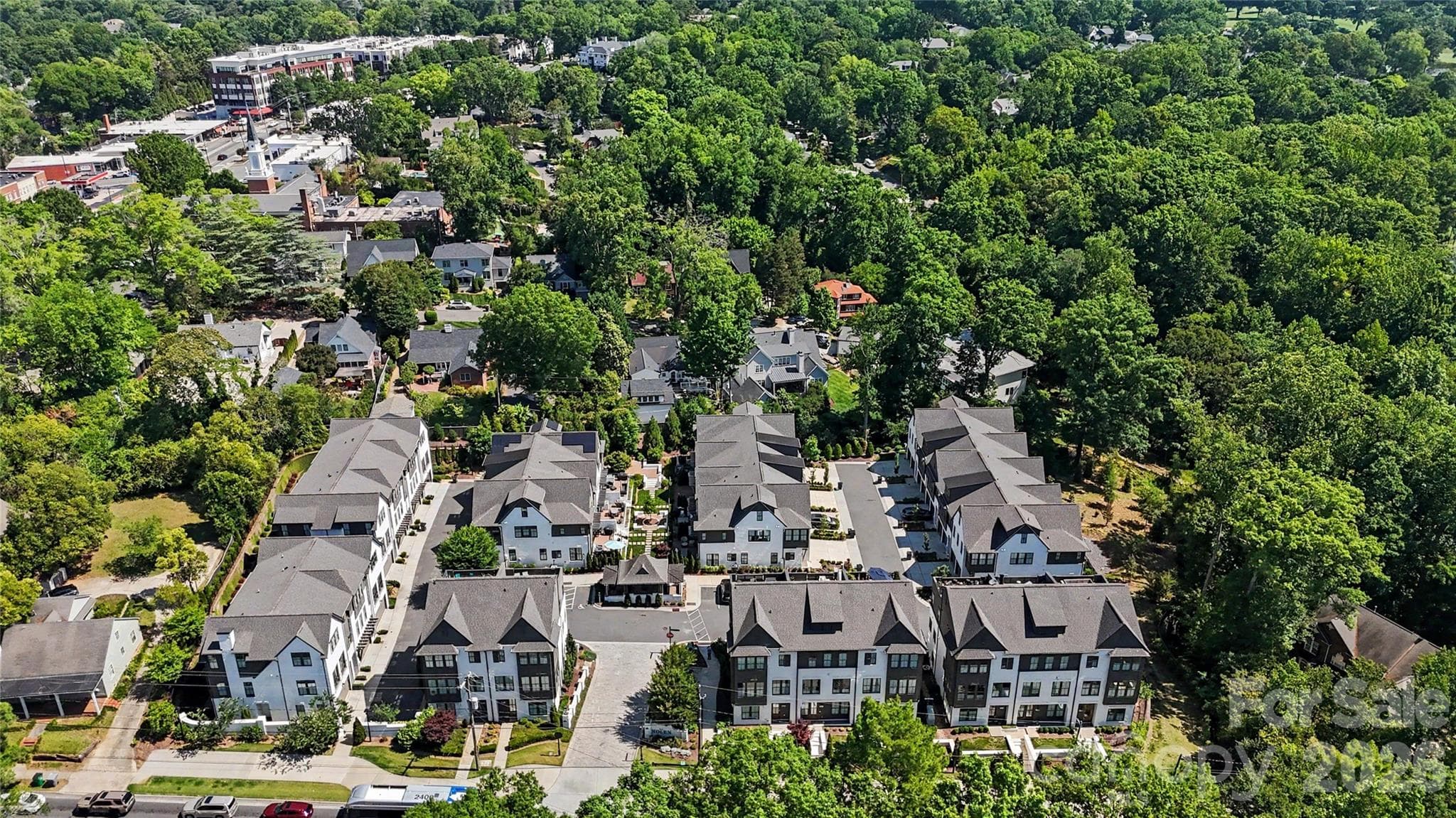 Small townhome community in the heart of Myers Park - 2123 Nolen Ridge Avenue, Charlotte