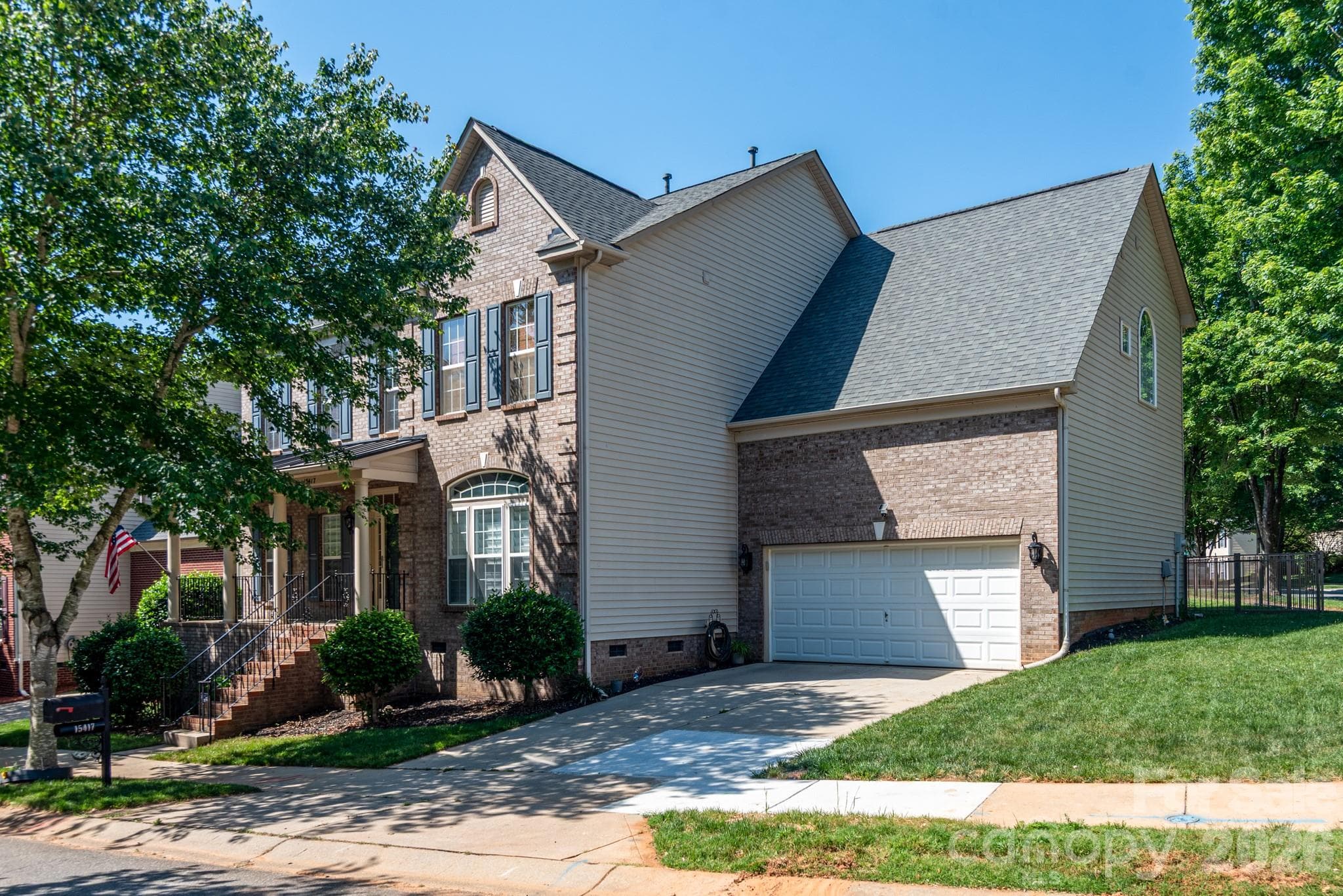 Single Family Residence at Huntersville, photo 2 of 41