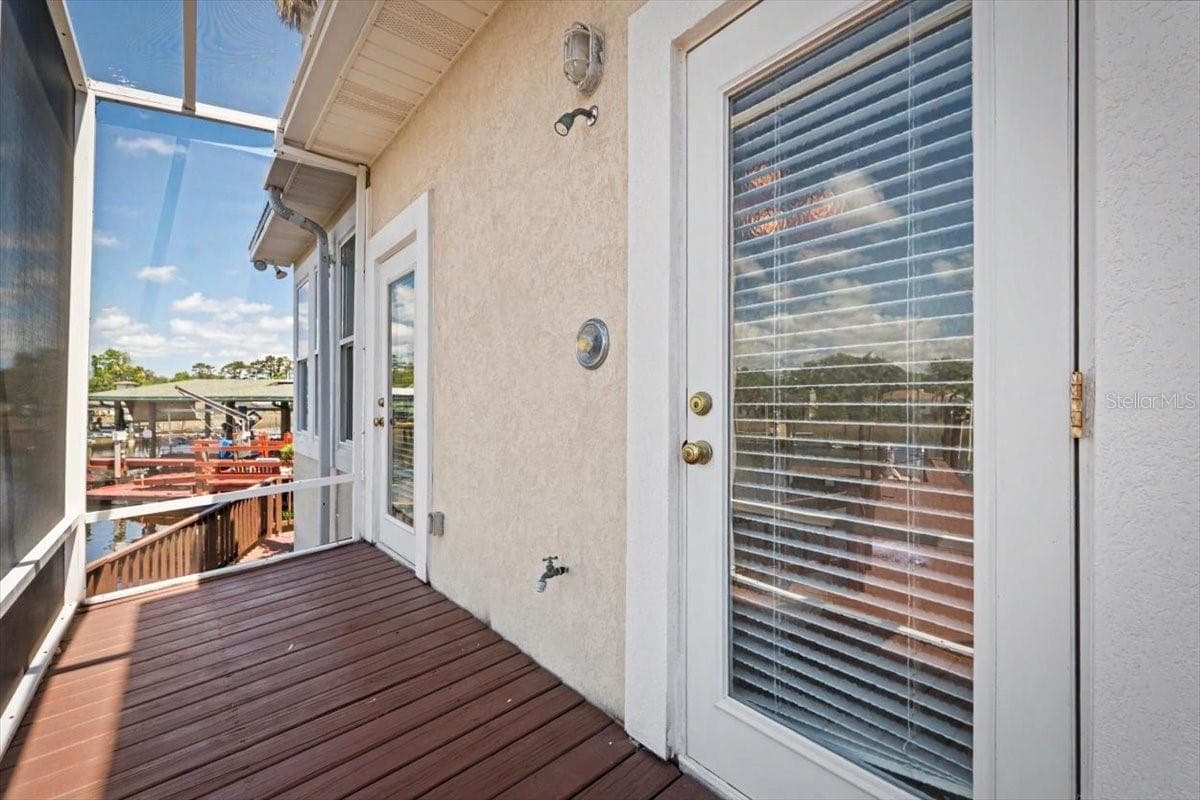 Single Family Residence at 4422 TIDEVIEW DR, JACKSONVILLE, photo 12 of 75