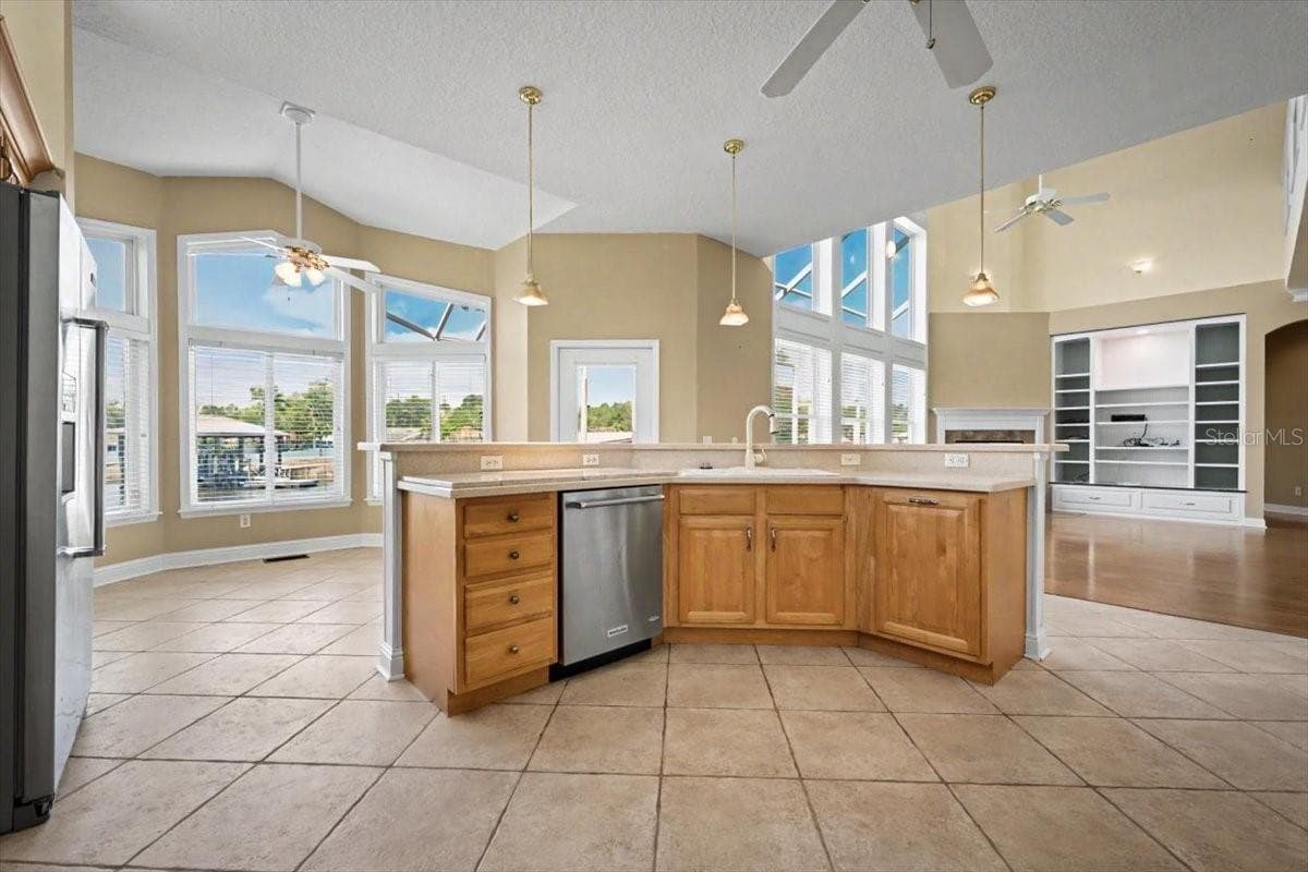 Single Family Residence at 4422 TIDEVIEW DR, JACKSONVILLE, photo 26 of 75