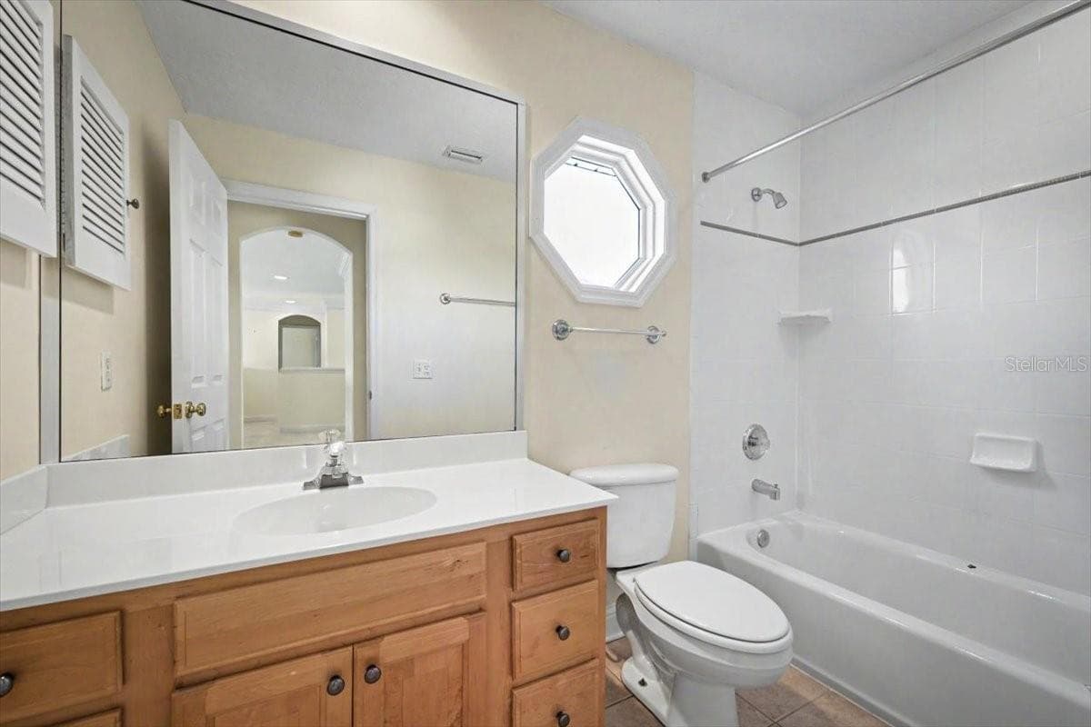 Single Family Residence at 4422 TIDEVIEW DR, JACKSONVILLE, photo 47 of 75