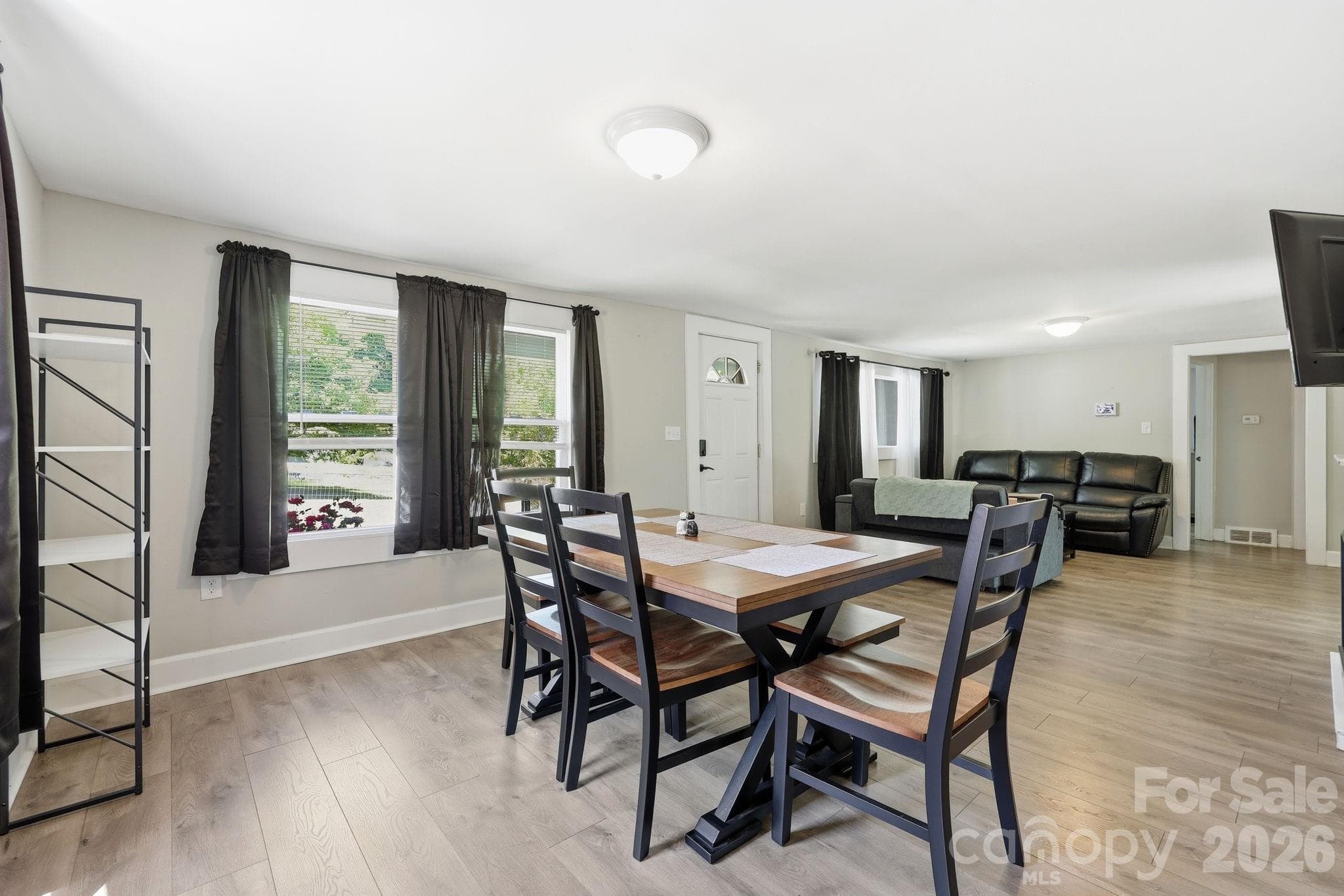 Single Family Residence at Clyde, photo 7 of 31