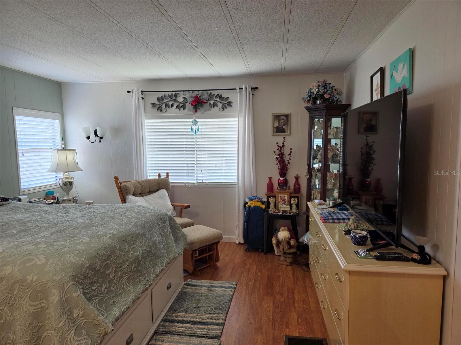 Another Master Bedroom View - 3221 SUMAC TER, SARASOTA