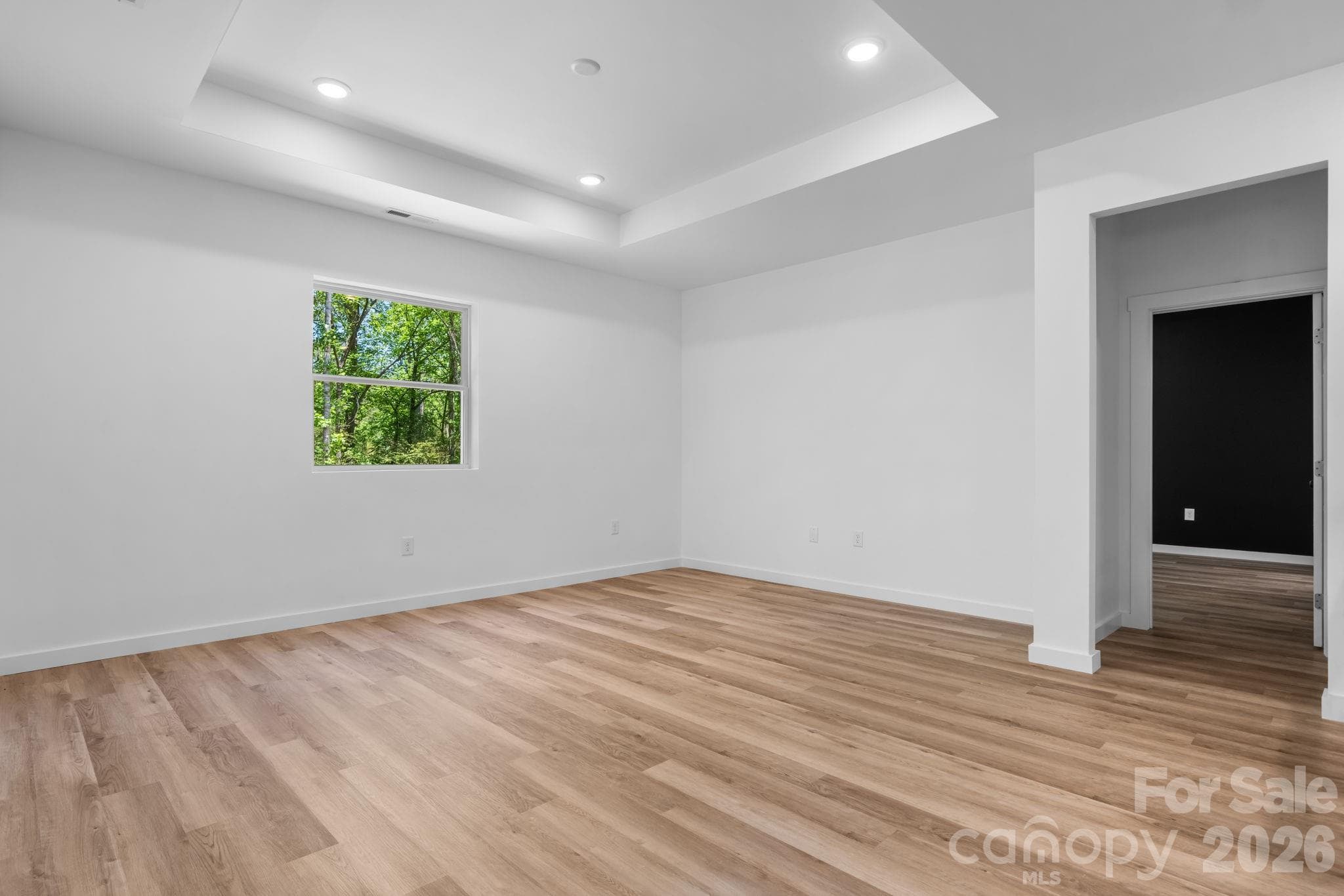 Single Family Residence at Taylorsville, photo 6 of 44