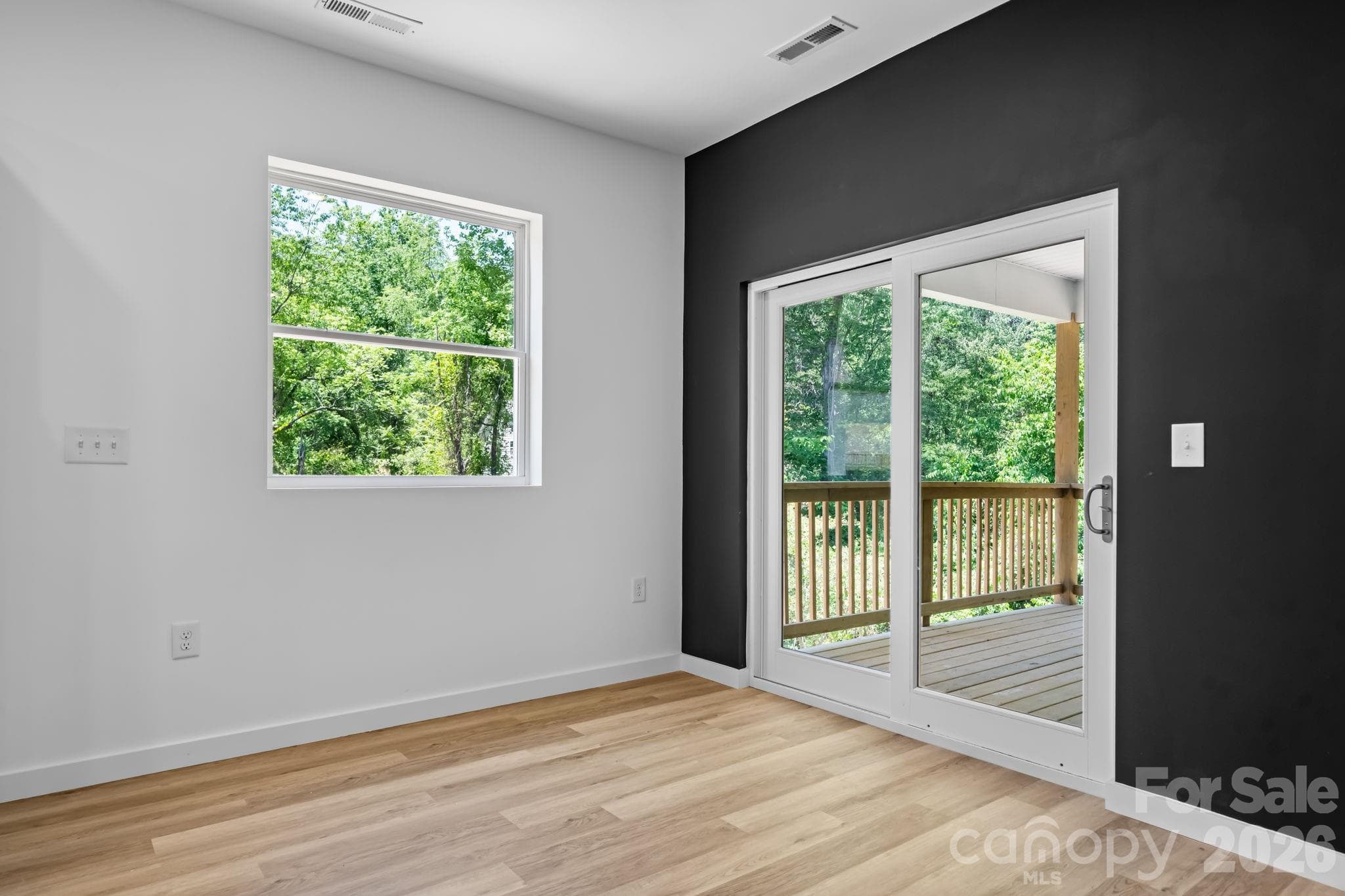 Single Family Residence at Taylorsville, photo 7 of 44