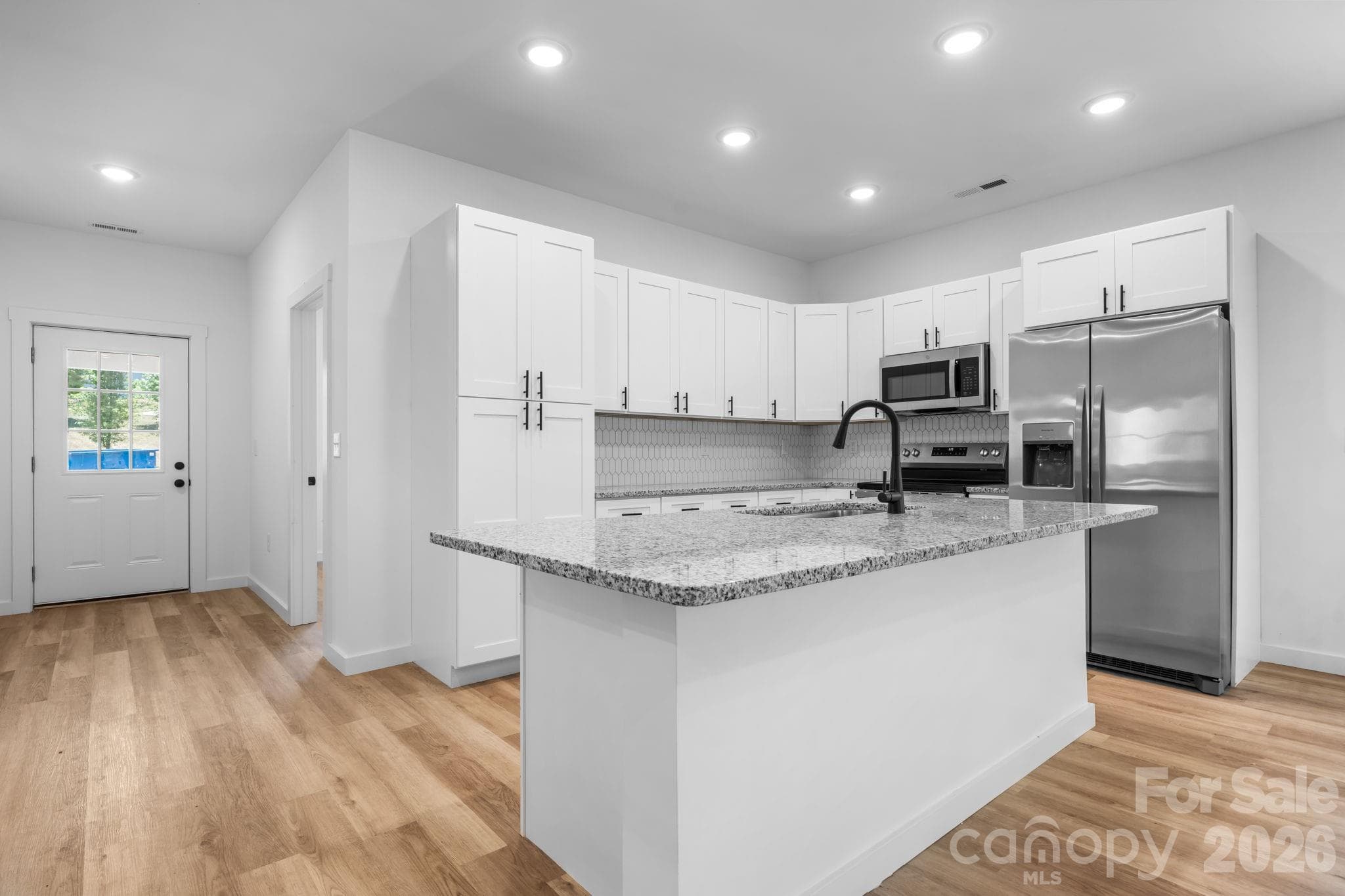 Single Family Residence at Taylorsville, photo 8 of 44