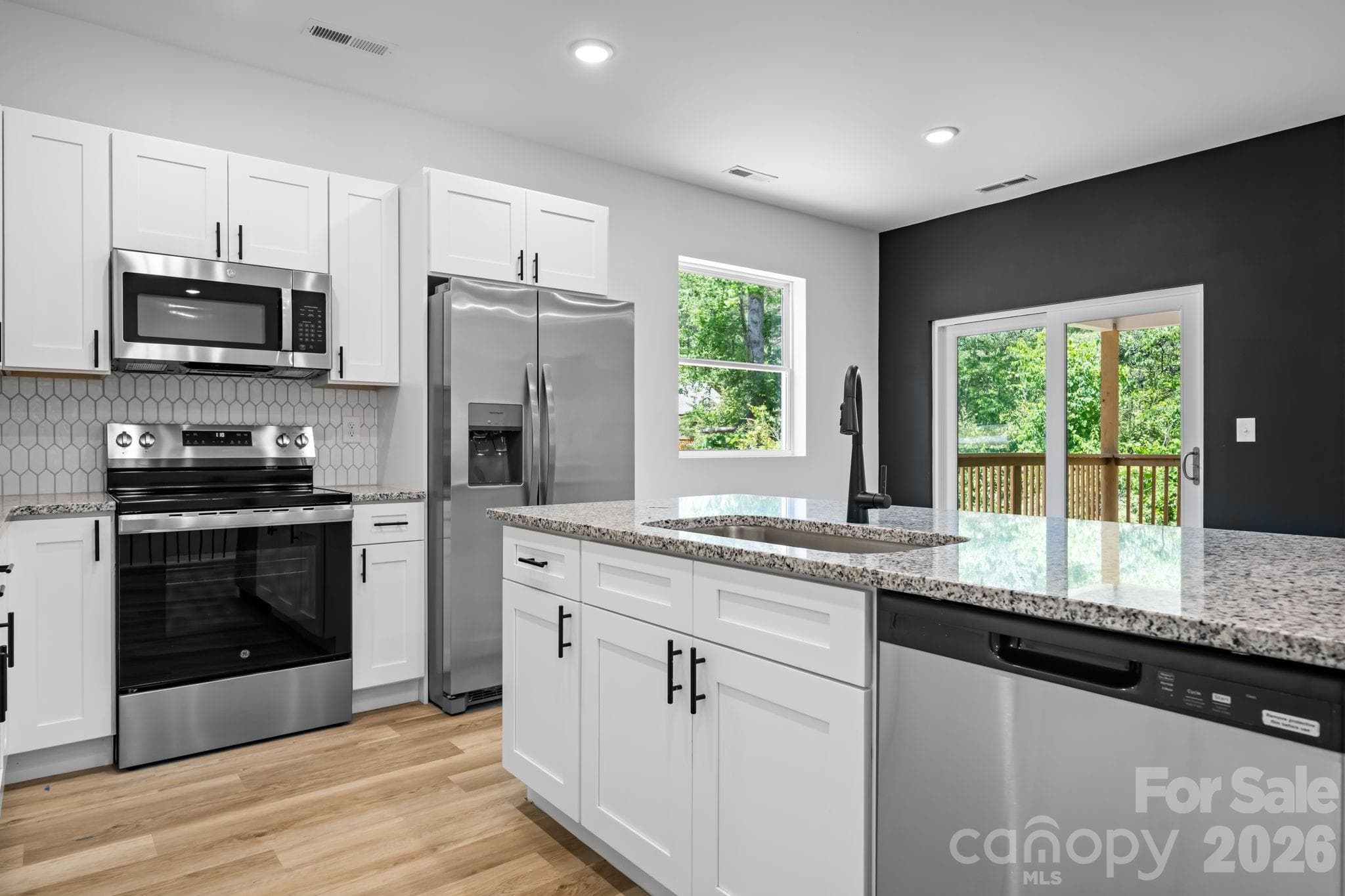 Single Family Residence at Taylorsville, photo 10 of 44