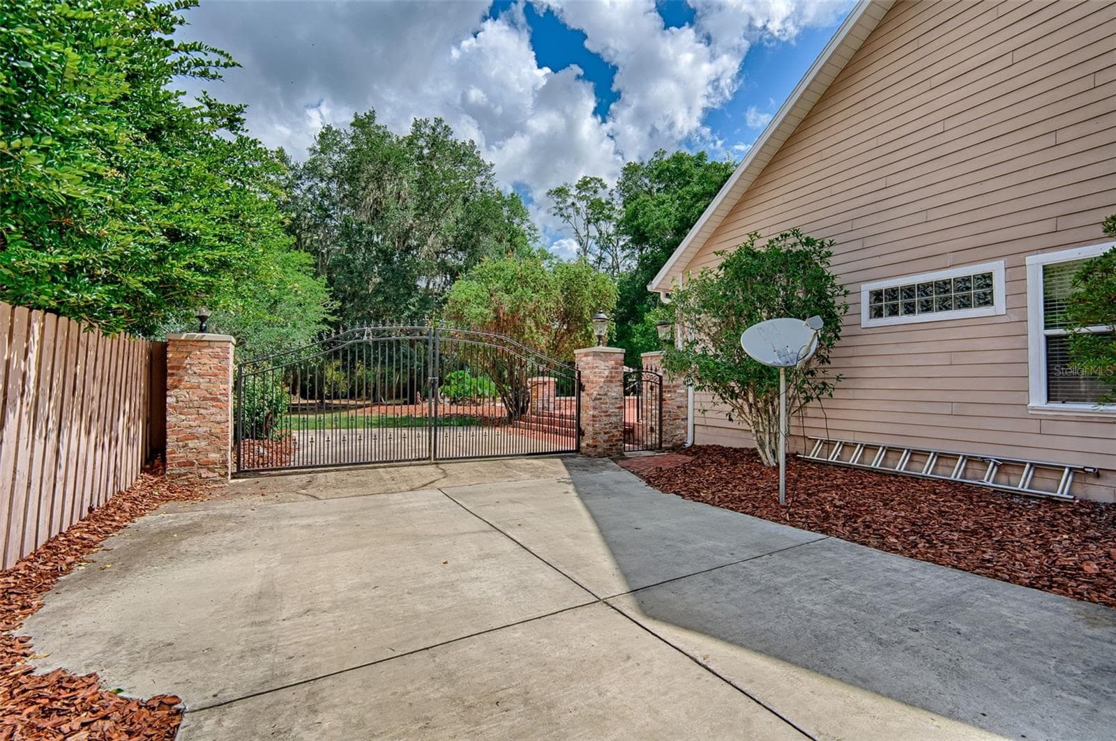 Double Iron Gate to Backyard - 12208 SW 9TH AVE, NEWBERRY