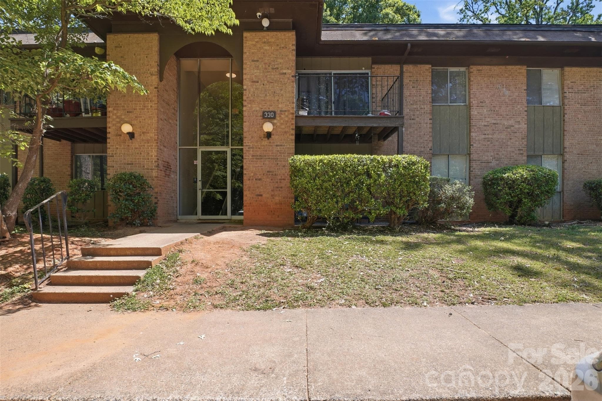 Condominium at Charlotte, photo 2 of 35