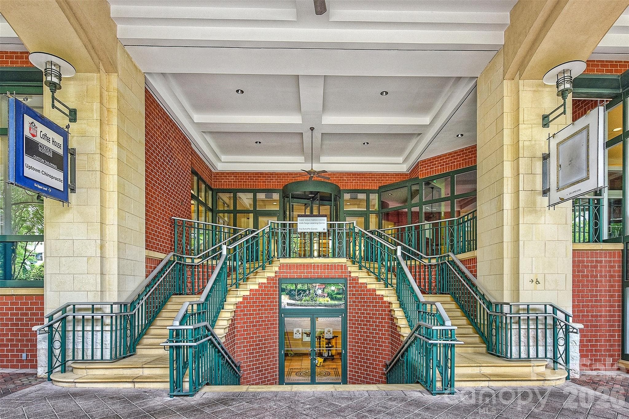 Condominium at 435 S Tryon Street, Charlotte, photo 29 of 32