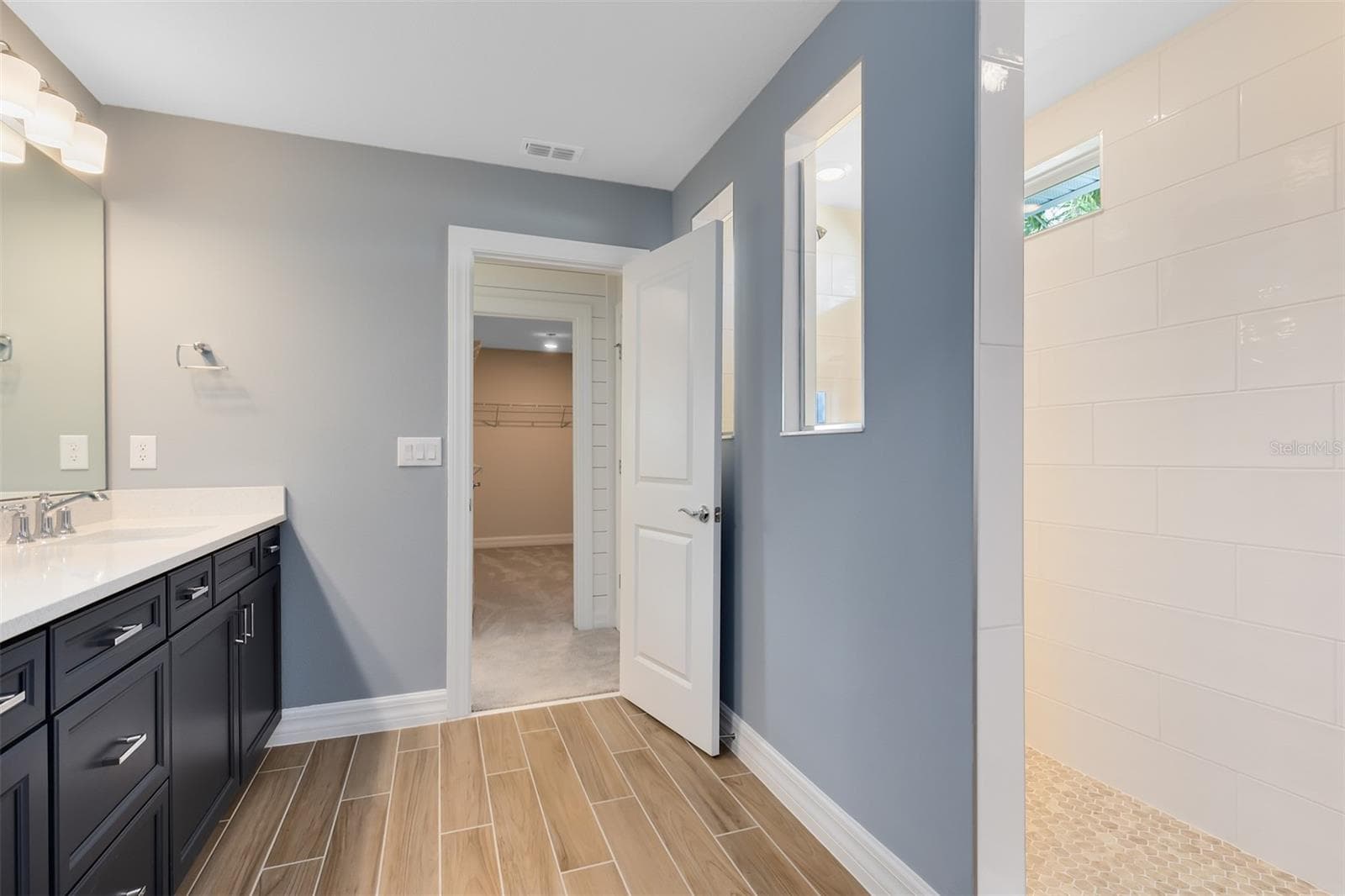 Model Home Design Only. Pictures and furnishings are for illustrative purposes only. Elevations, colors and options may vary. Furniture is for model home staging only. - 5249 HANDSOME HILLS DRIVE, MOUNT DORA